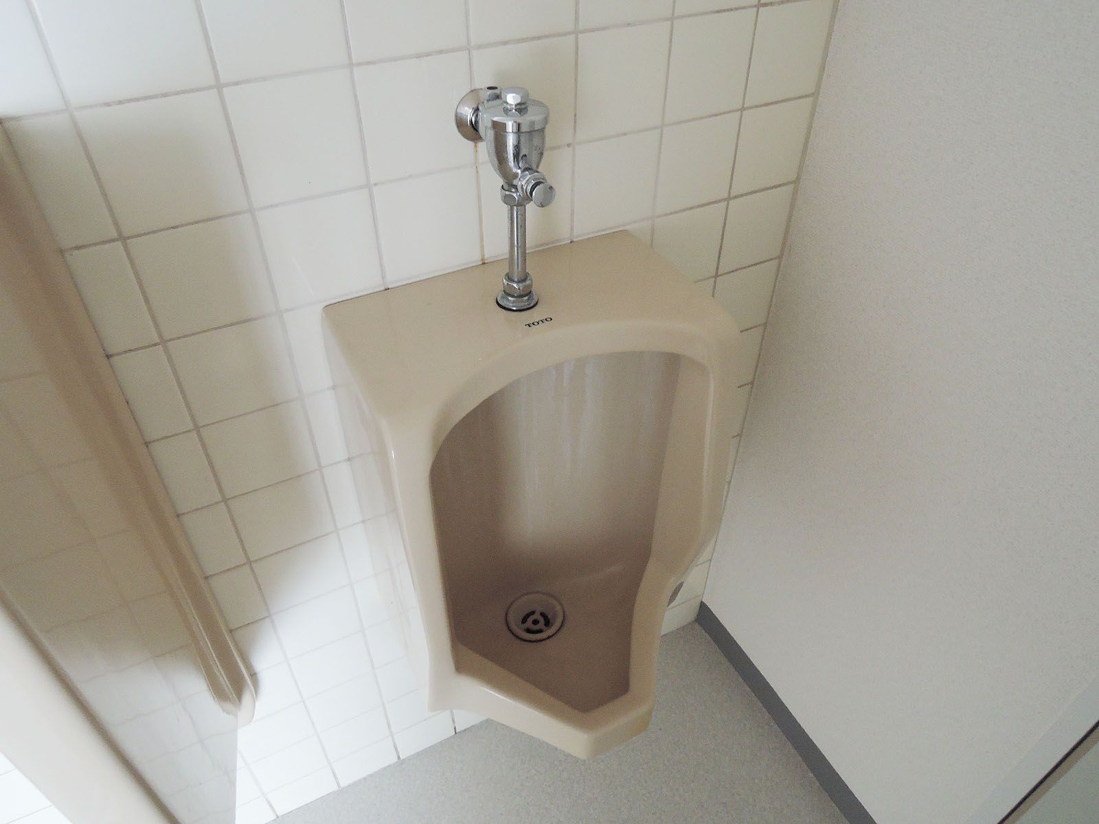 男性用トイレ