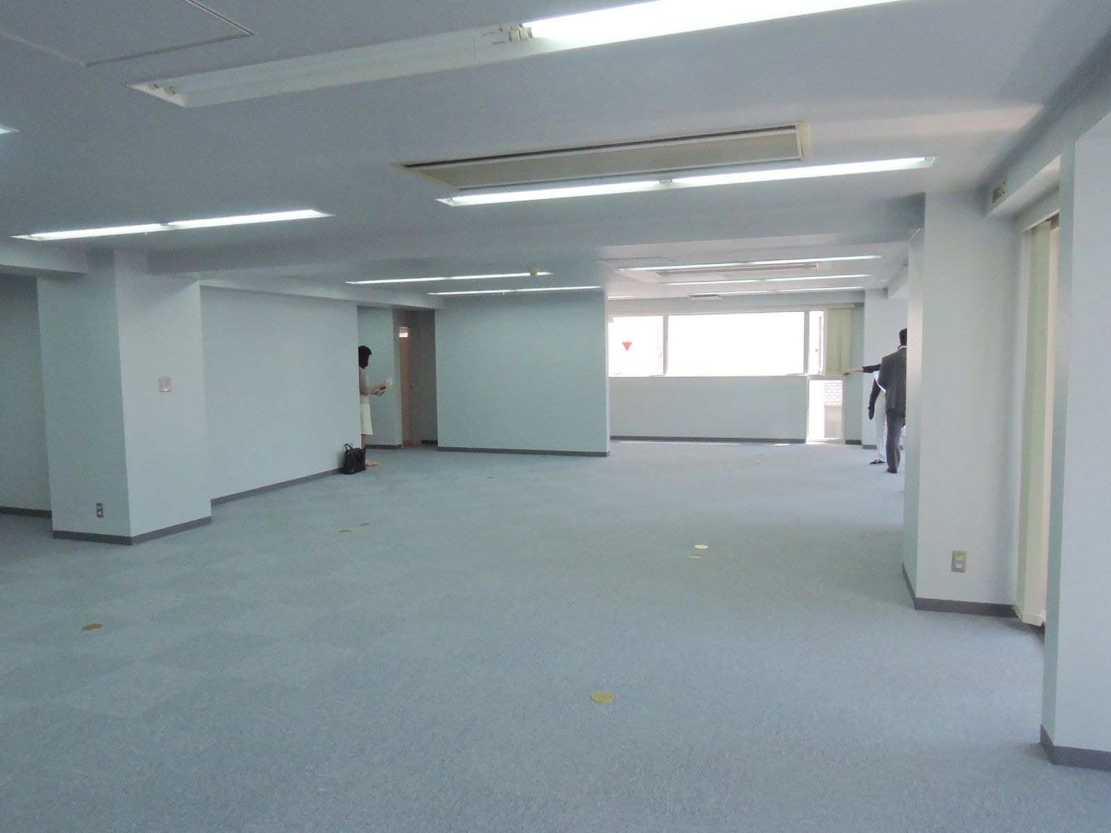 オフィス室内参考画像（2号館約40坪）