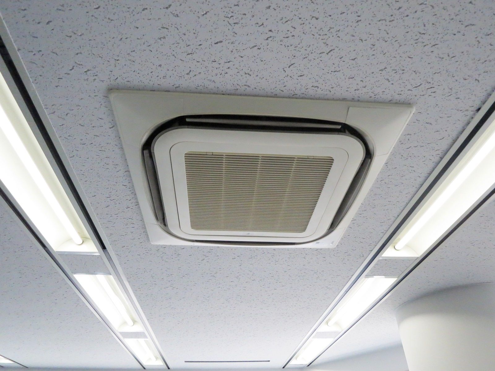 空調機器