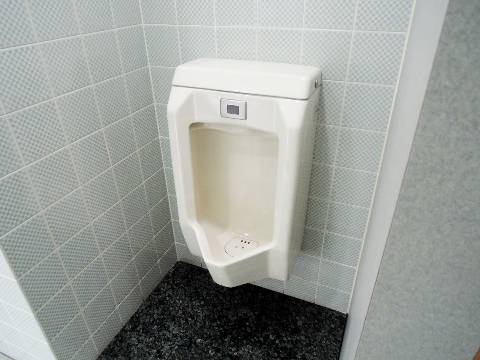 男性用トイレ