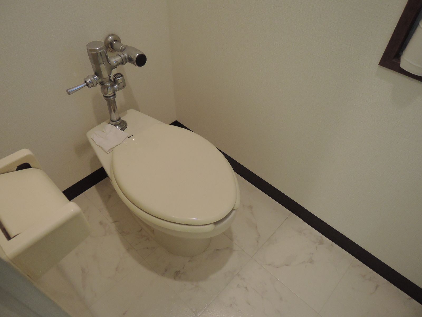 トイレ個室