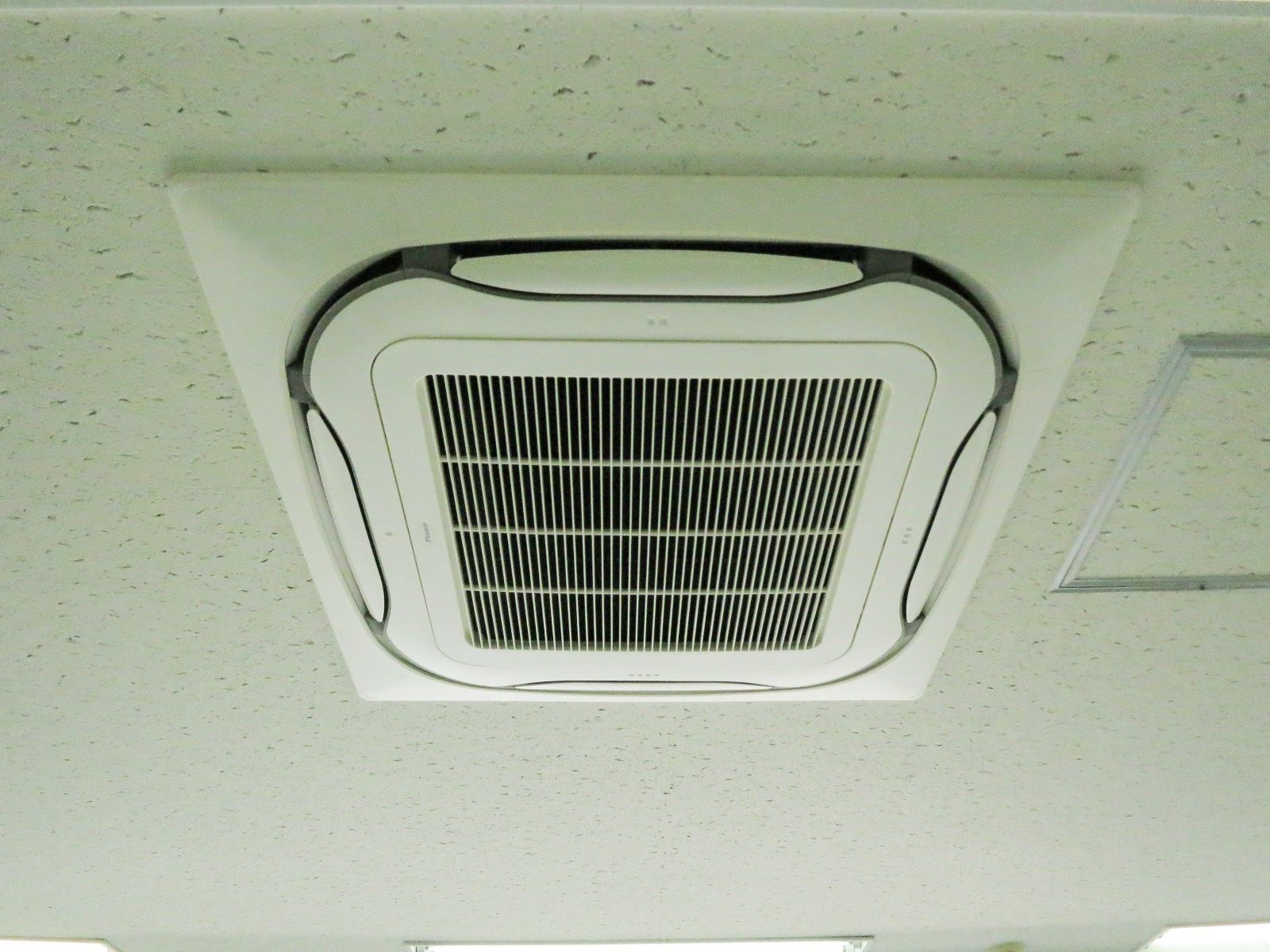 空調機器
