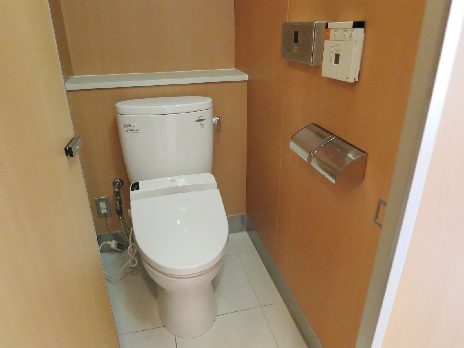 トイレ個室