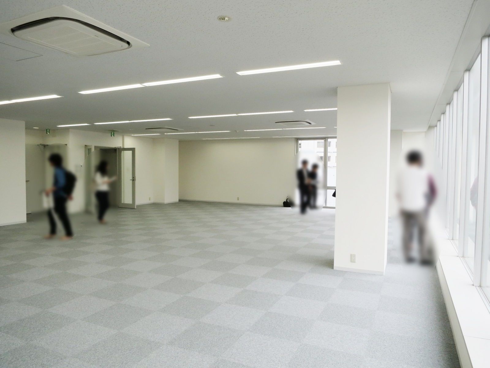 別角度の様子