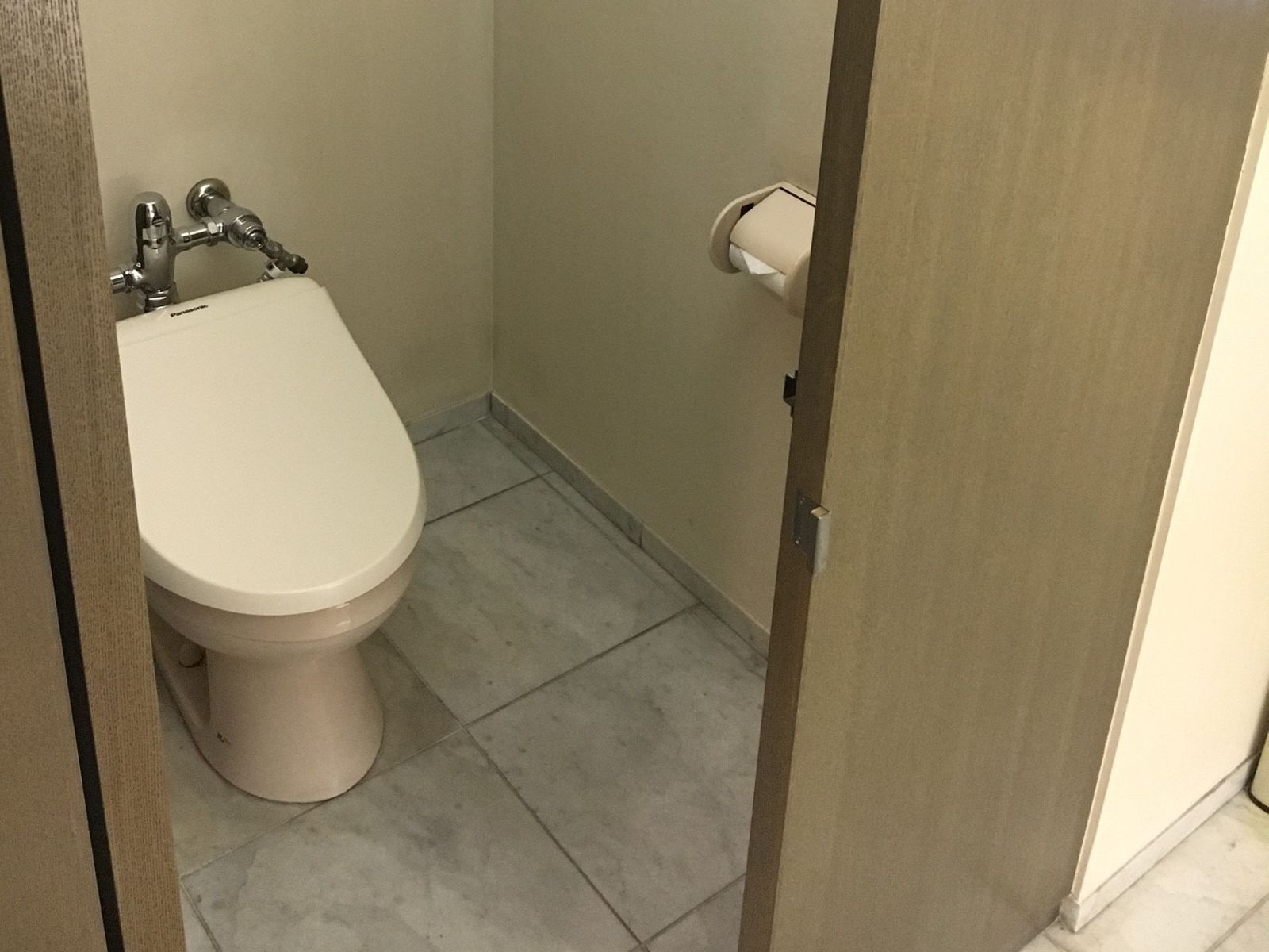 トイレ個室