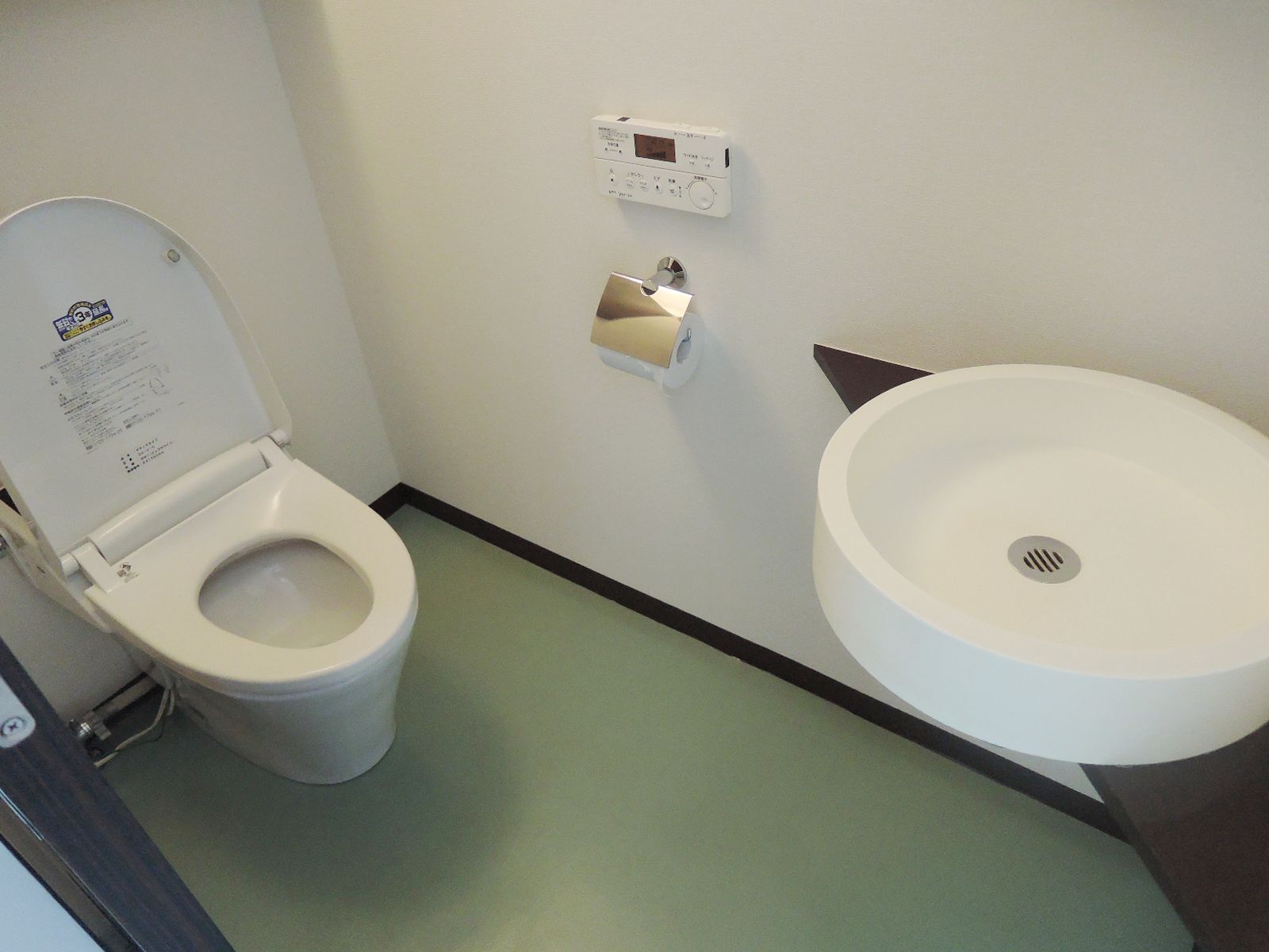 トイレ個室