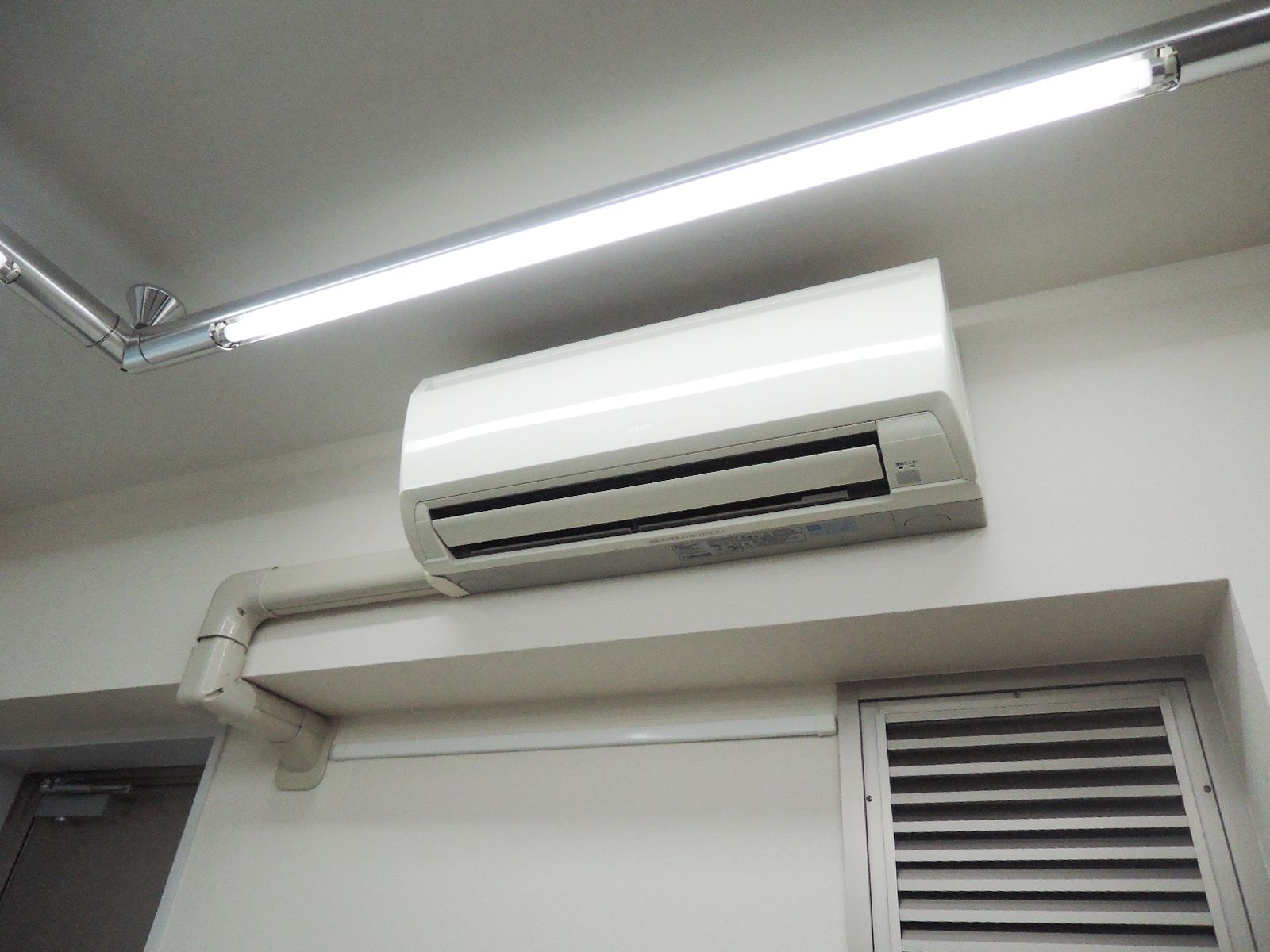 空調吹き出し口