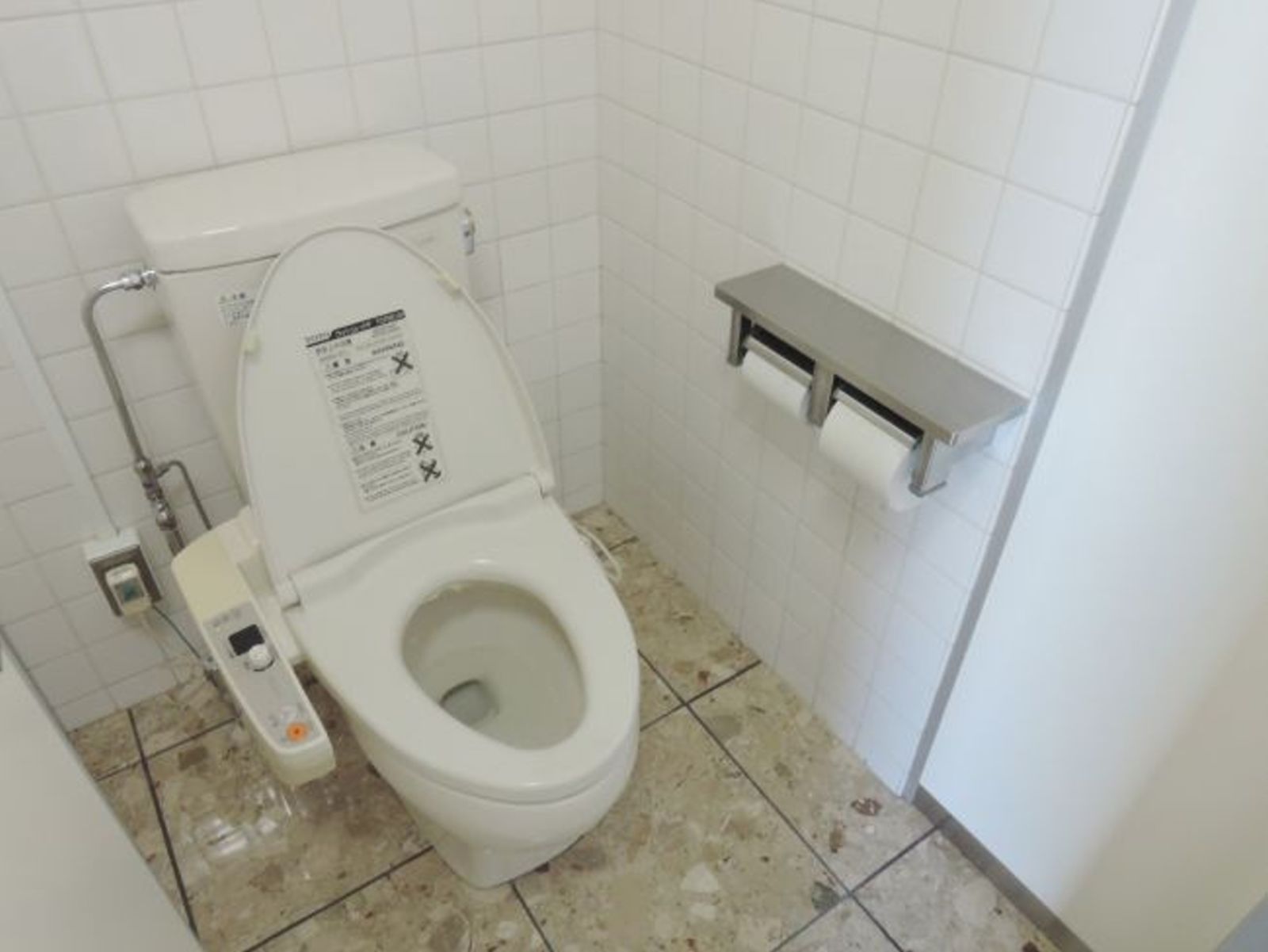 トイレ個室
