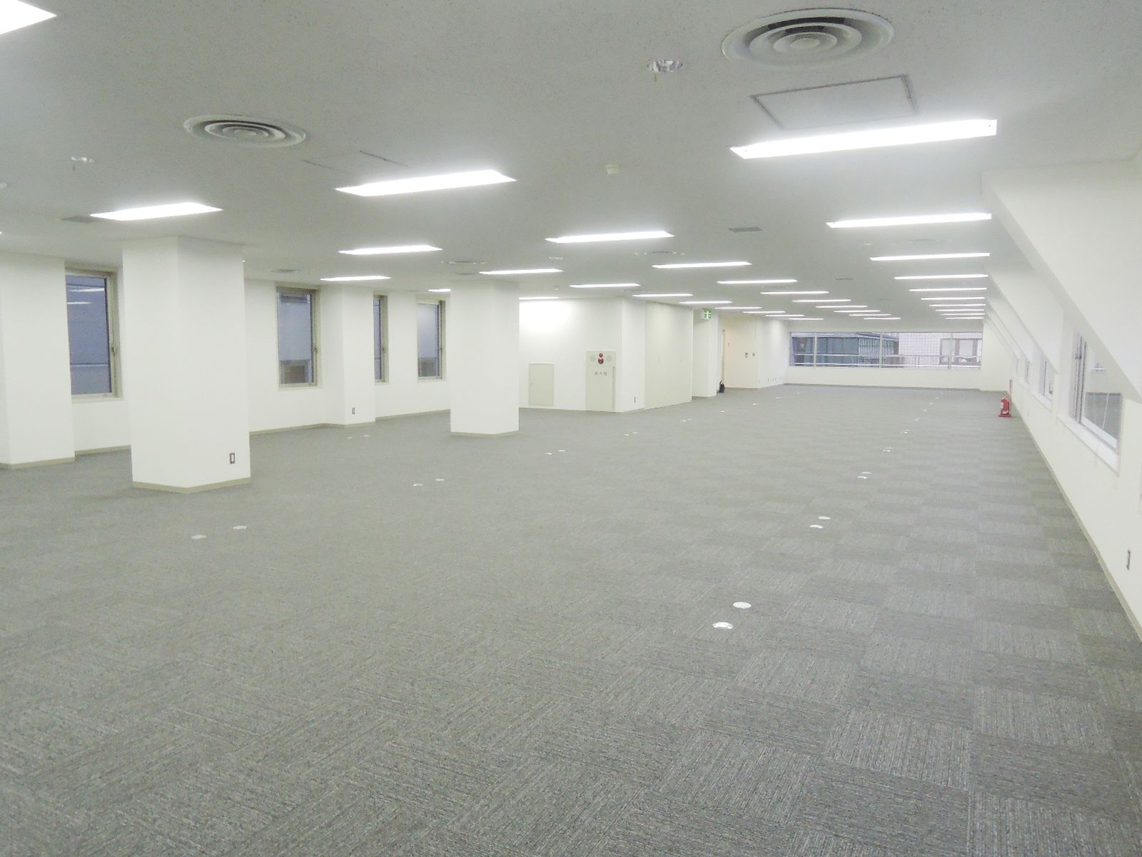 オフィス室内参考画像（5階）