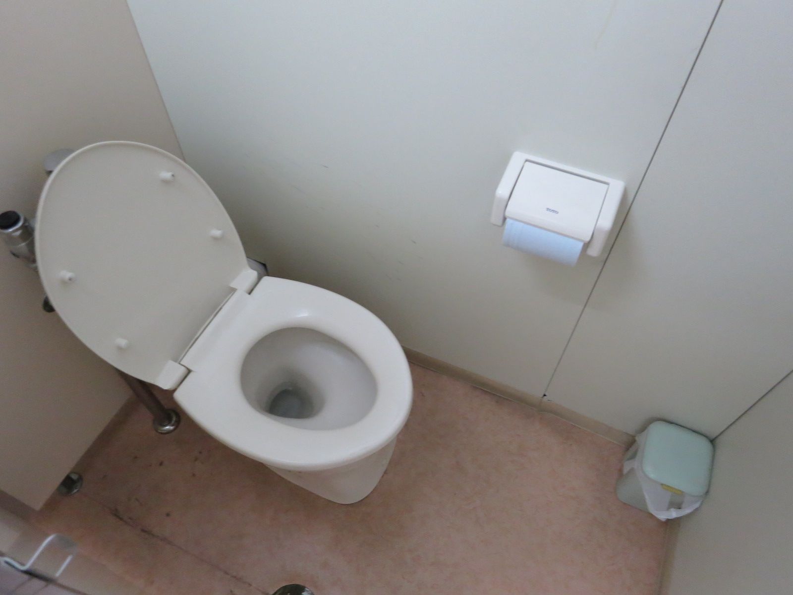 トイレ個室