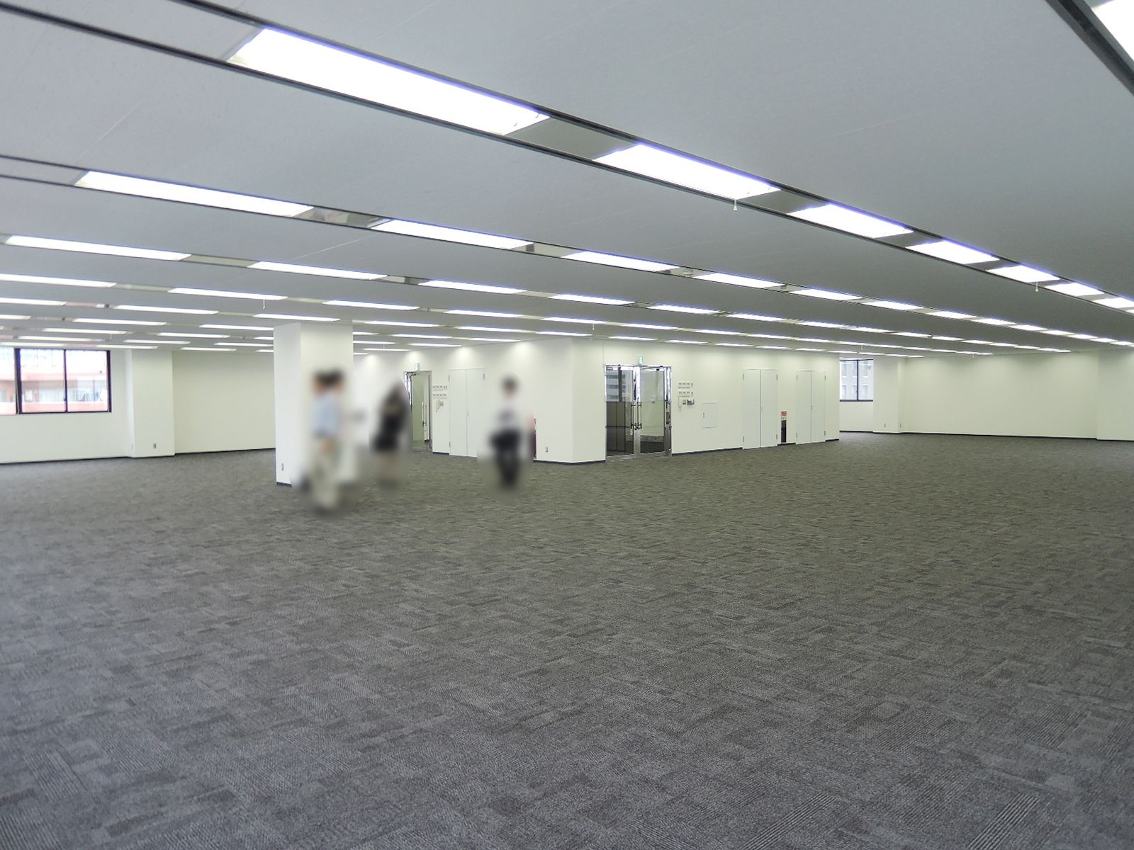 貸室奥から見た様子