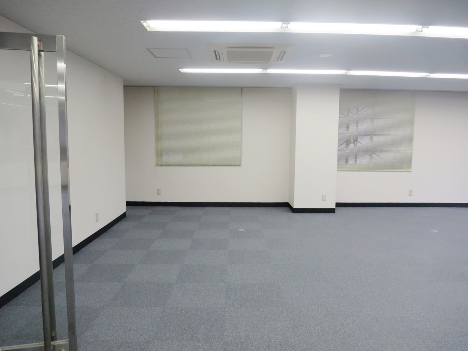 貸室入口付近