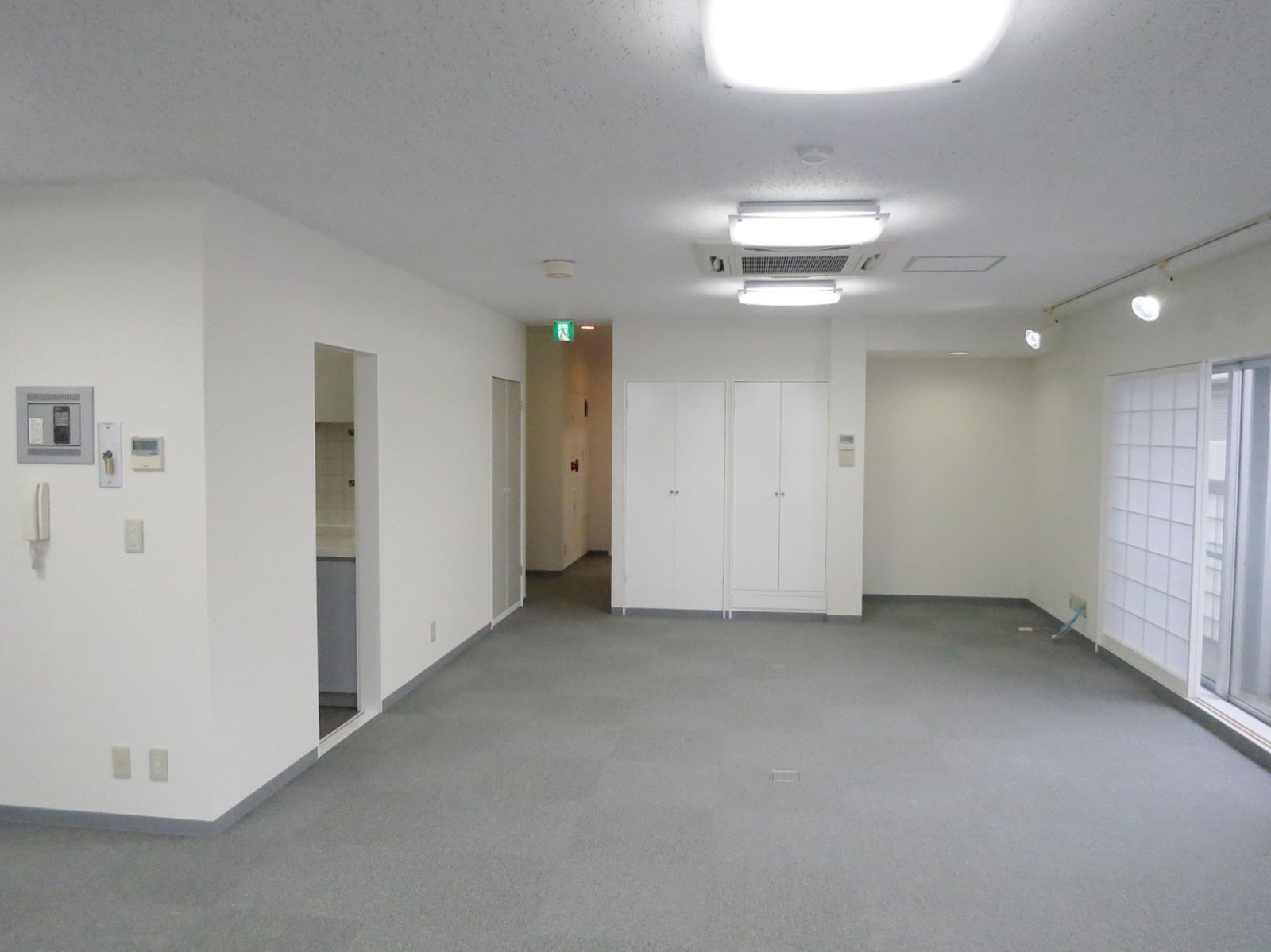 貸室奥の様子