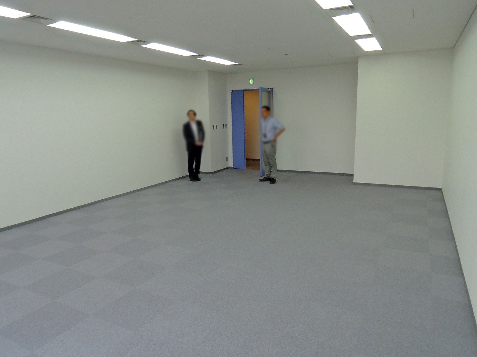 オフィス室内参考画像