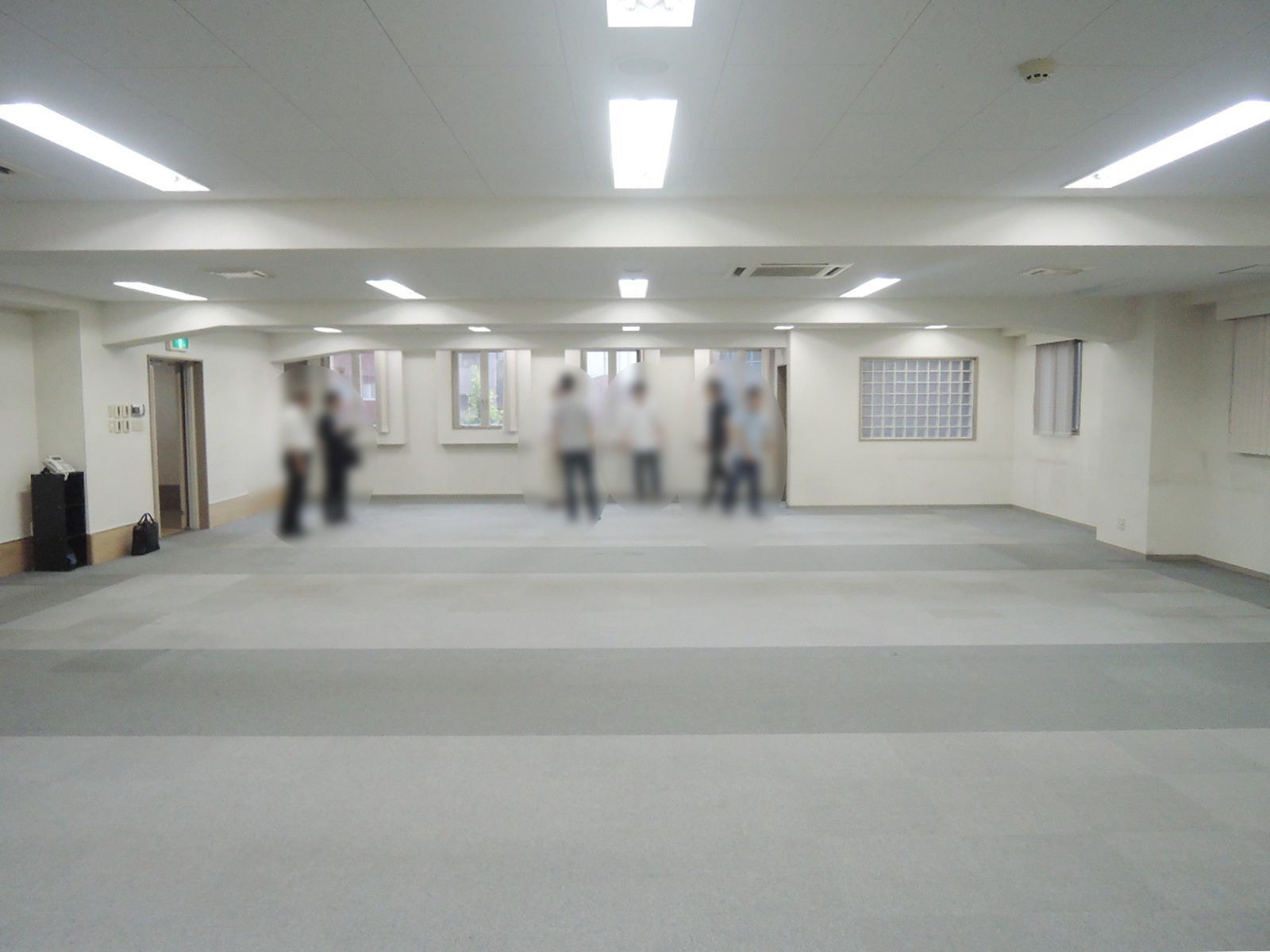 オフィス室内参考画像