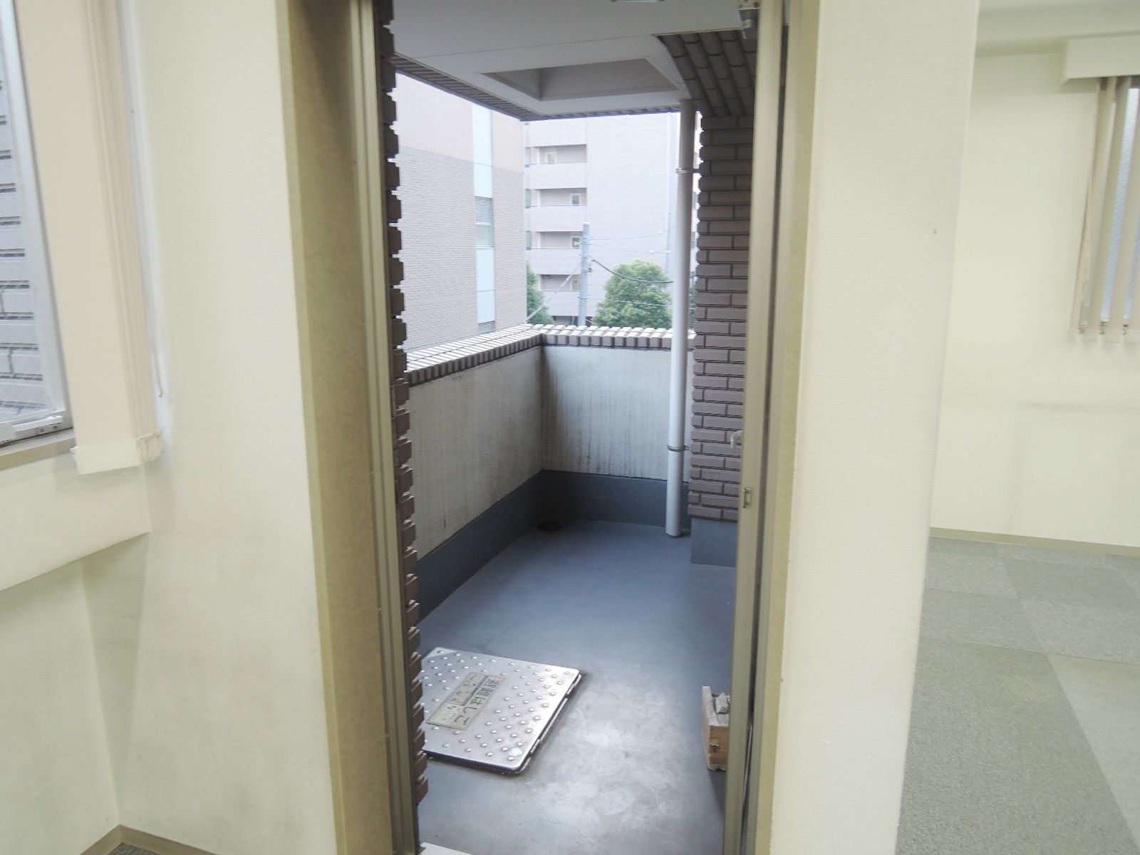 バルコニー付き