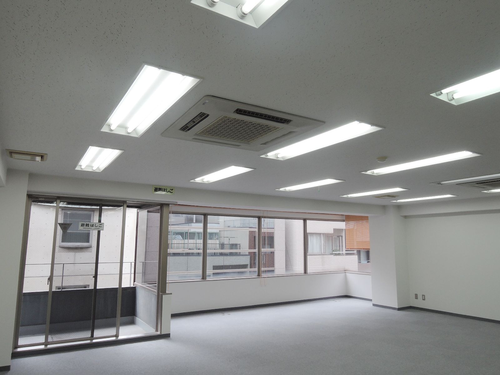 オフィス室内参考画像（4階）