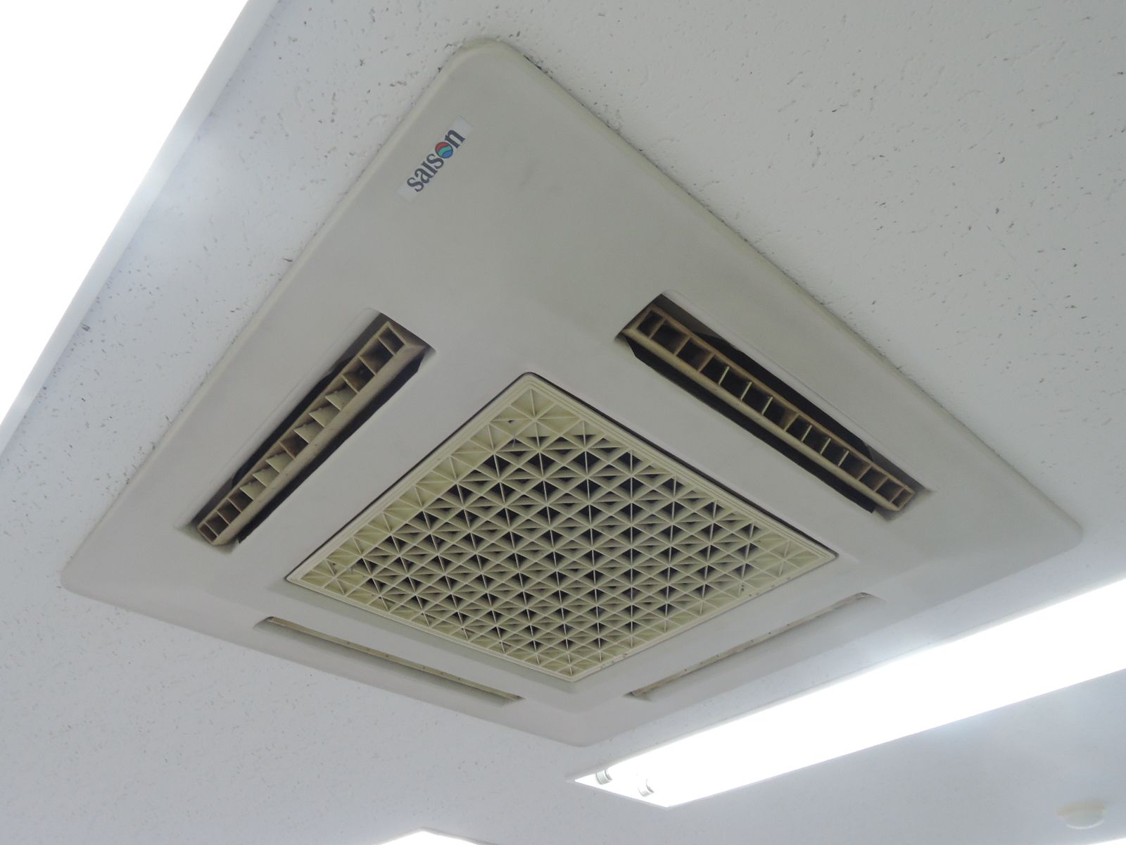 空調機器