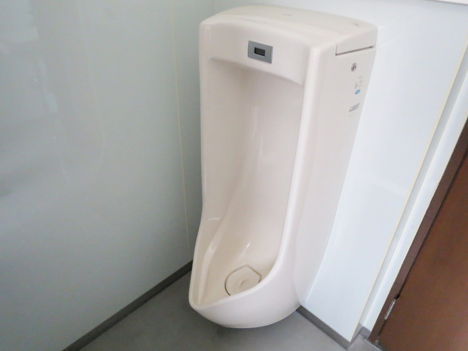 男性用トイレ