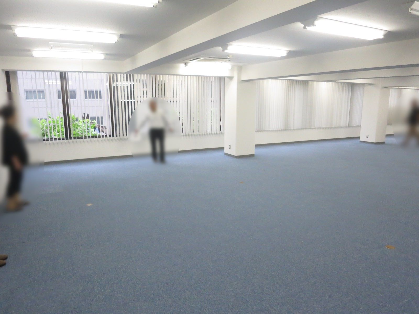 貸室内奥側からの様子