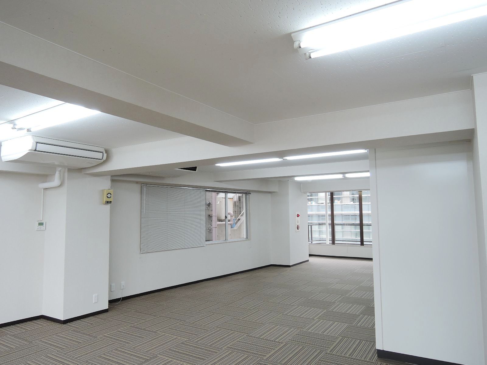 貸室奥から見た様子