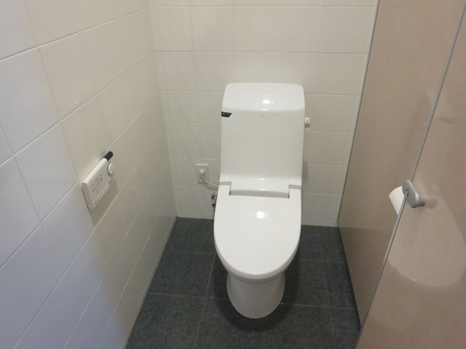 トイレ個室