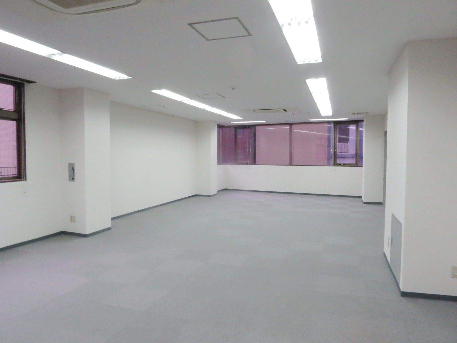 オフィス室内参考画像（4階）