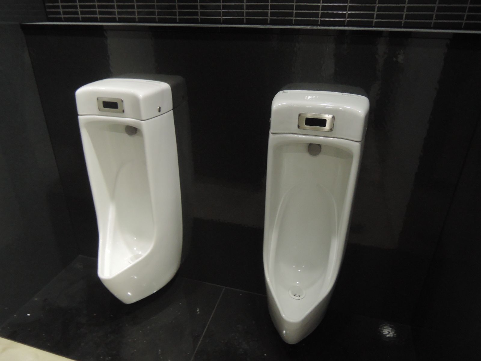 男性用トイレ