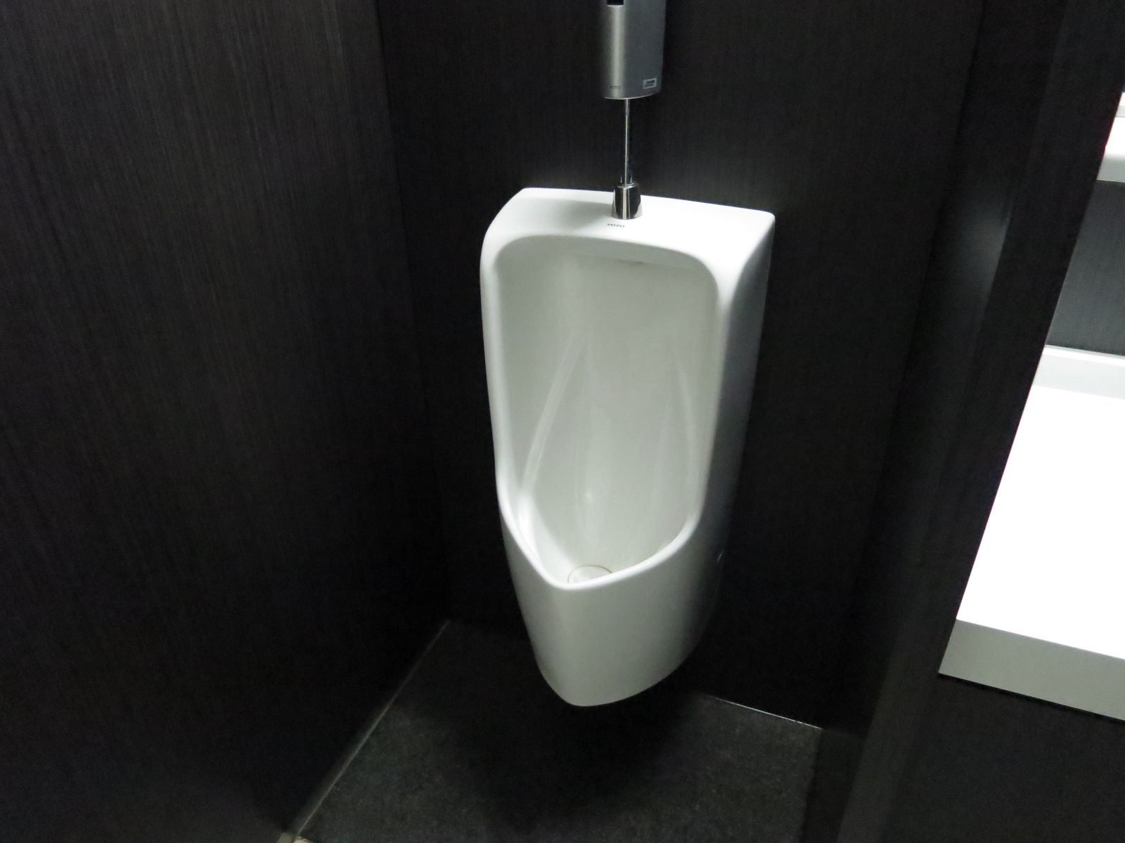 男性用トイレ