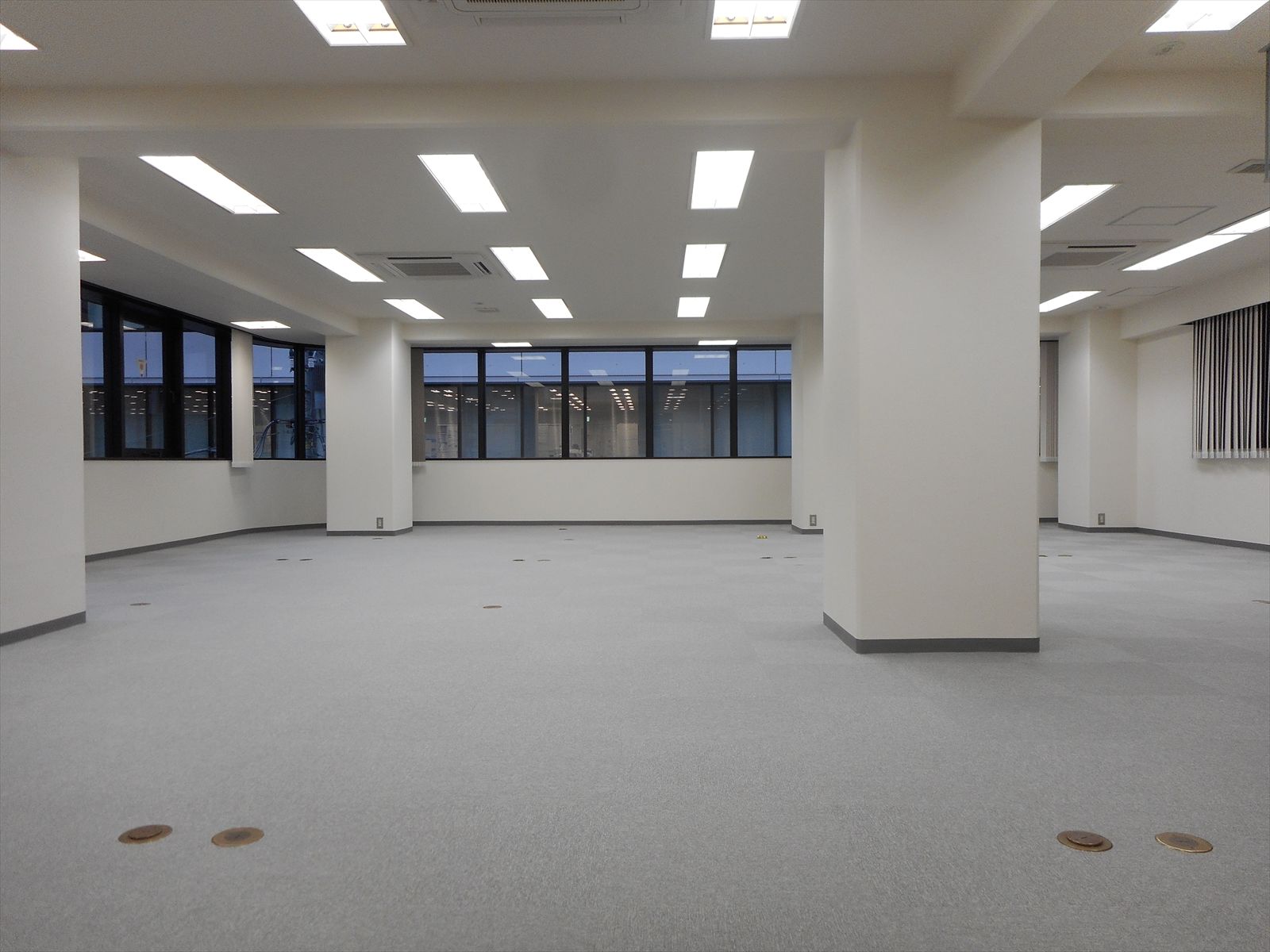 一部柱あり