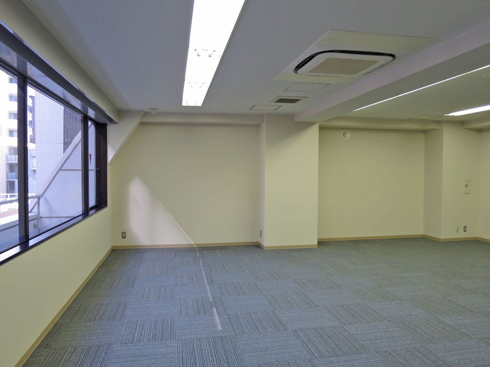 オフィス室内参考画像（6階）