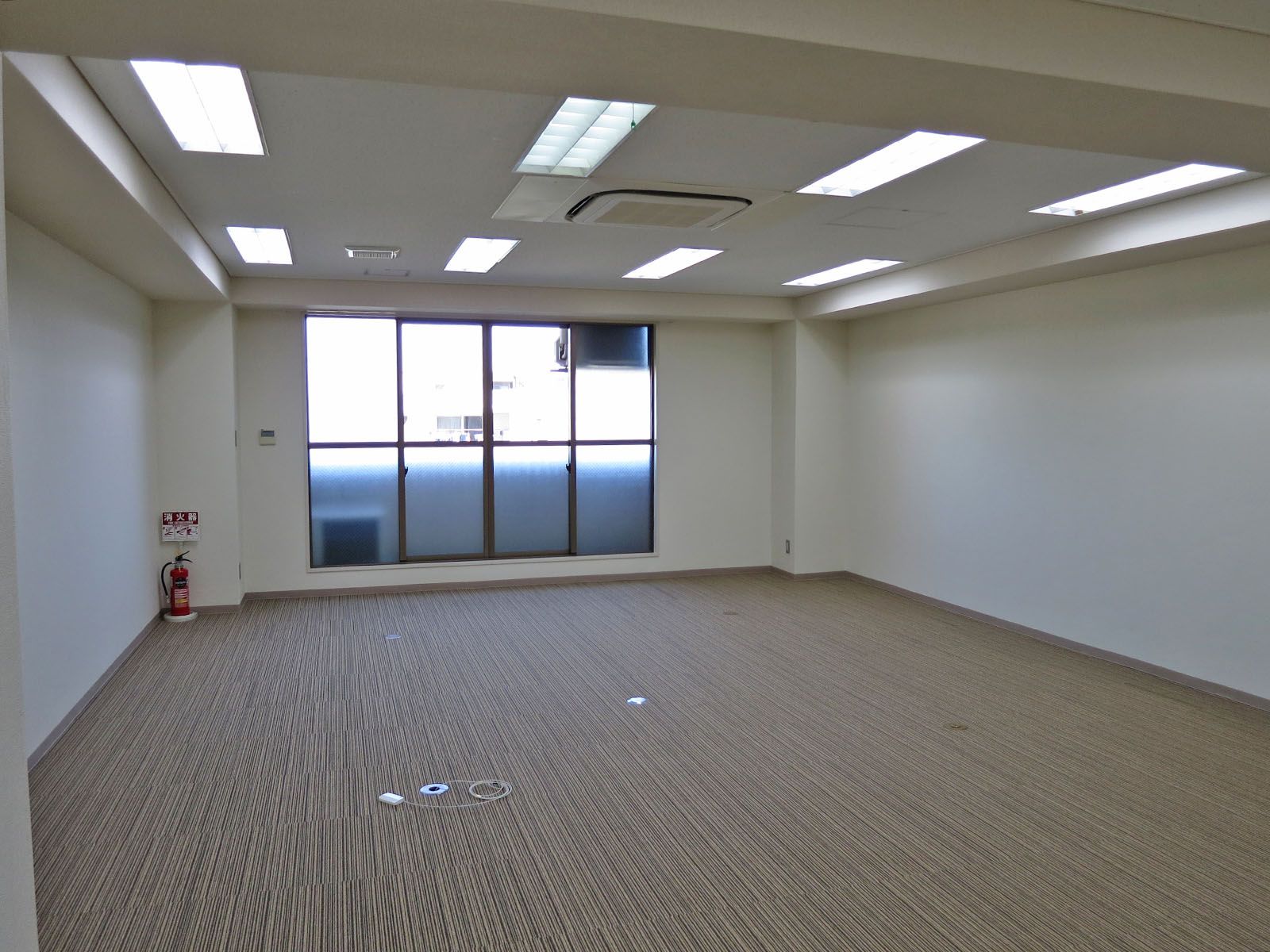 オフィス室内参考画像(3階)