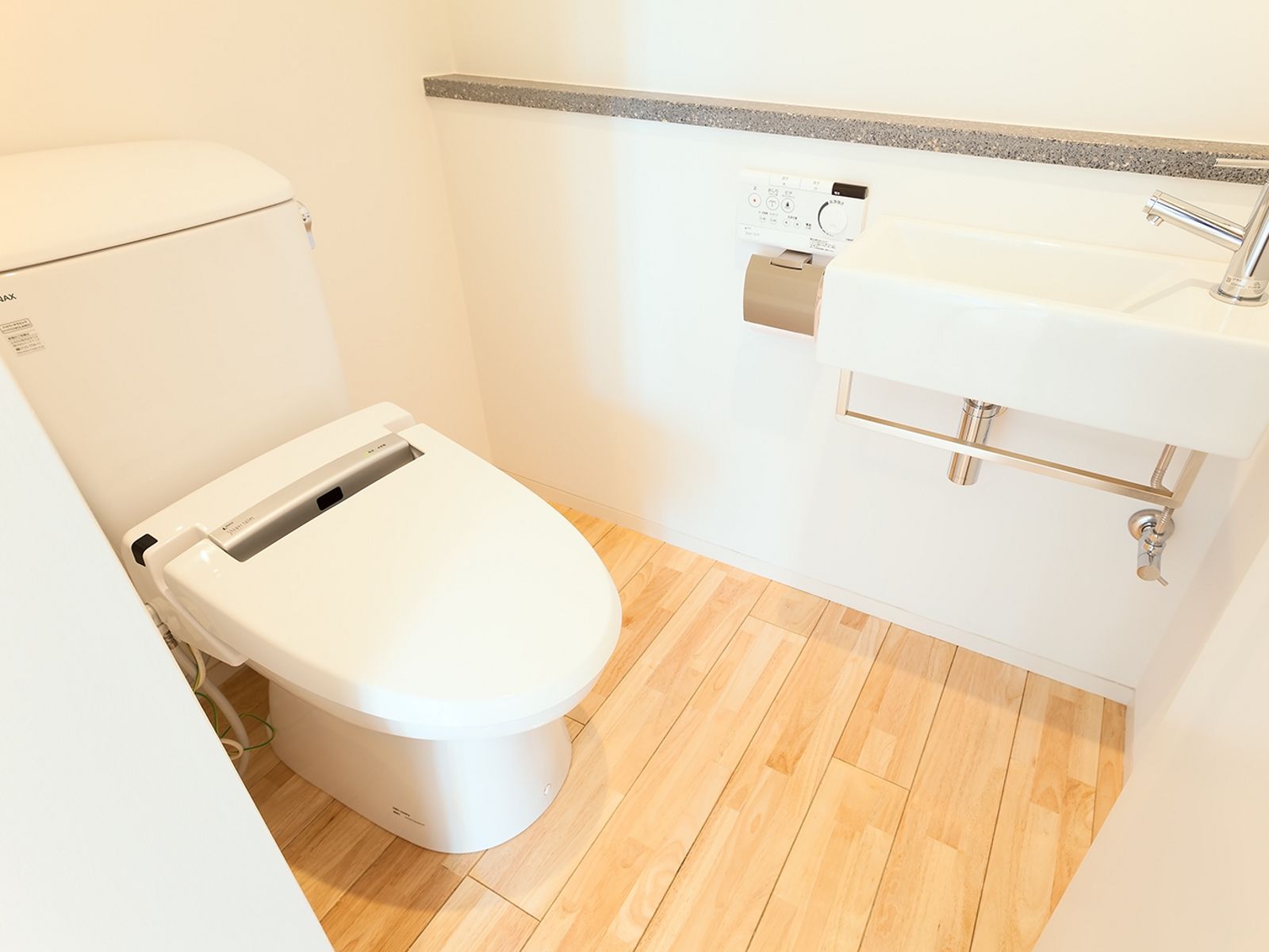 トイレ個室