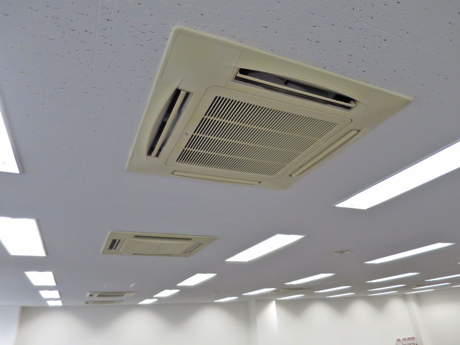 空調と照明