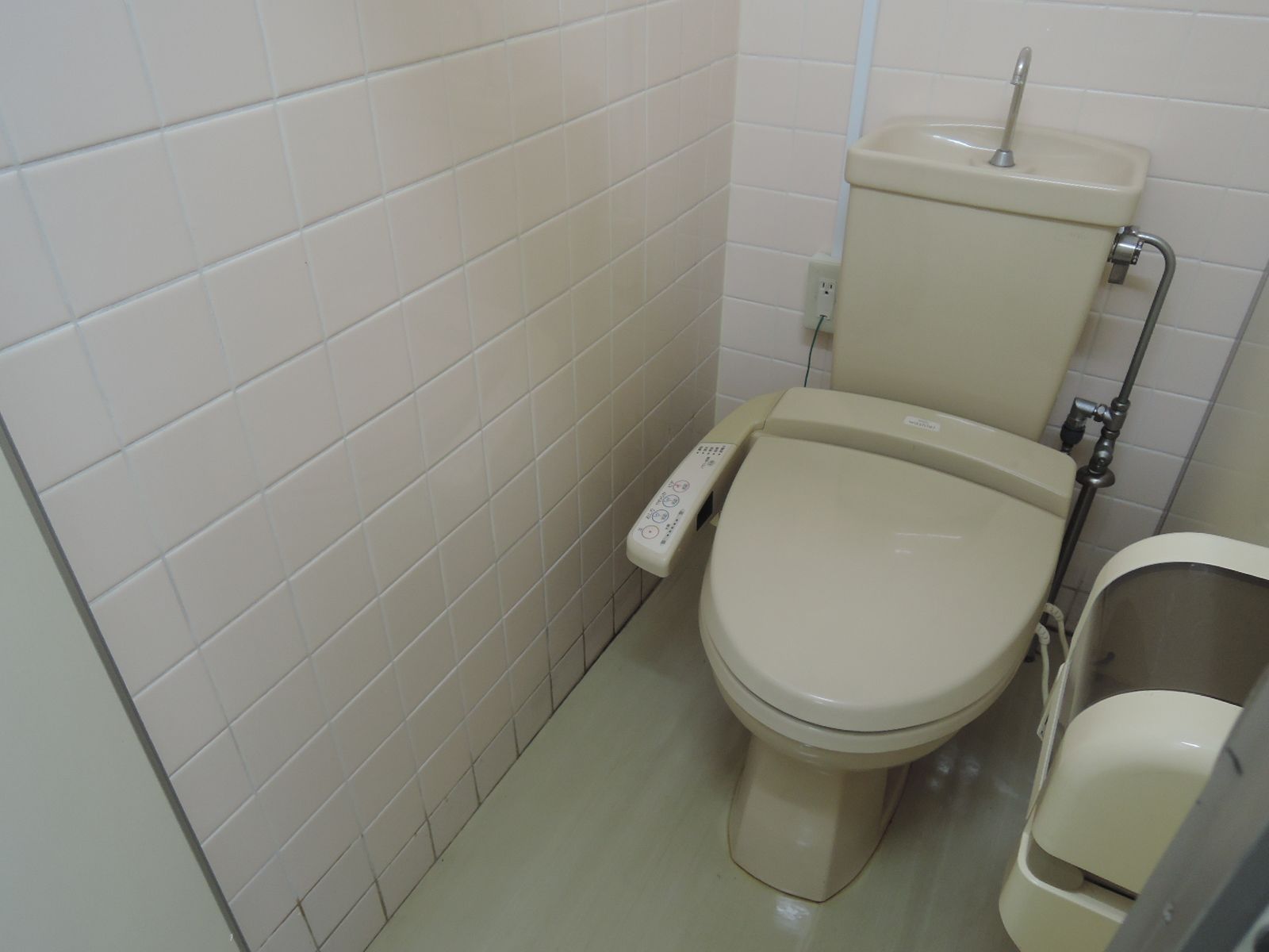 トイレ個室