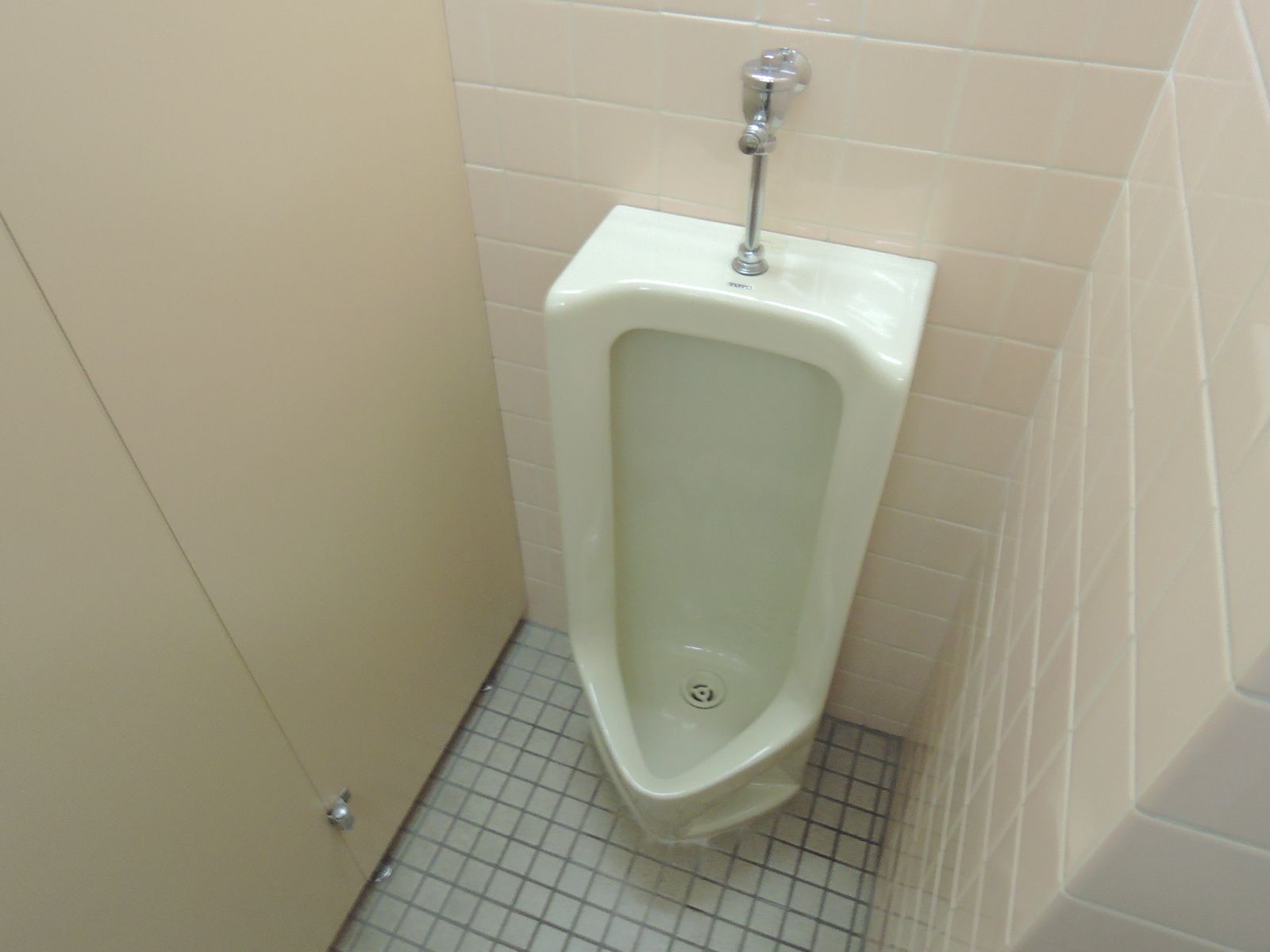 男性用トイレ