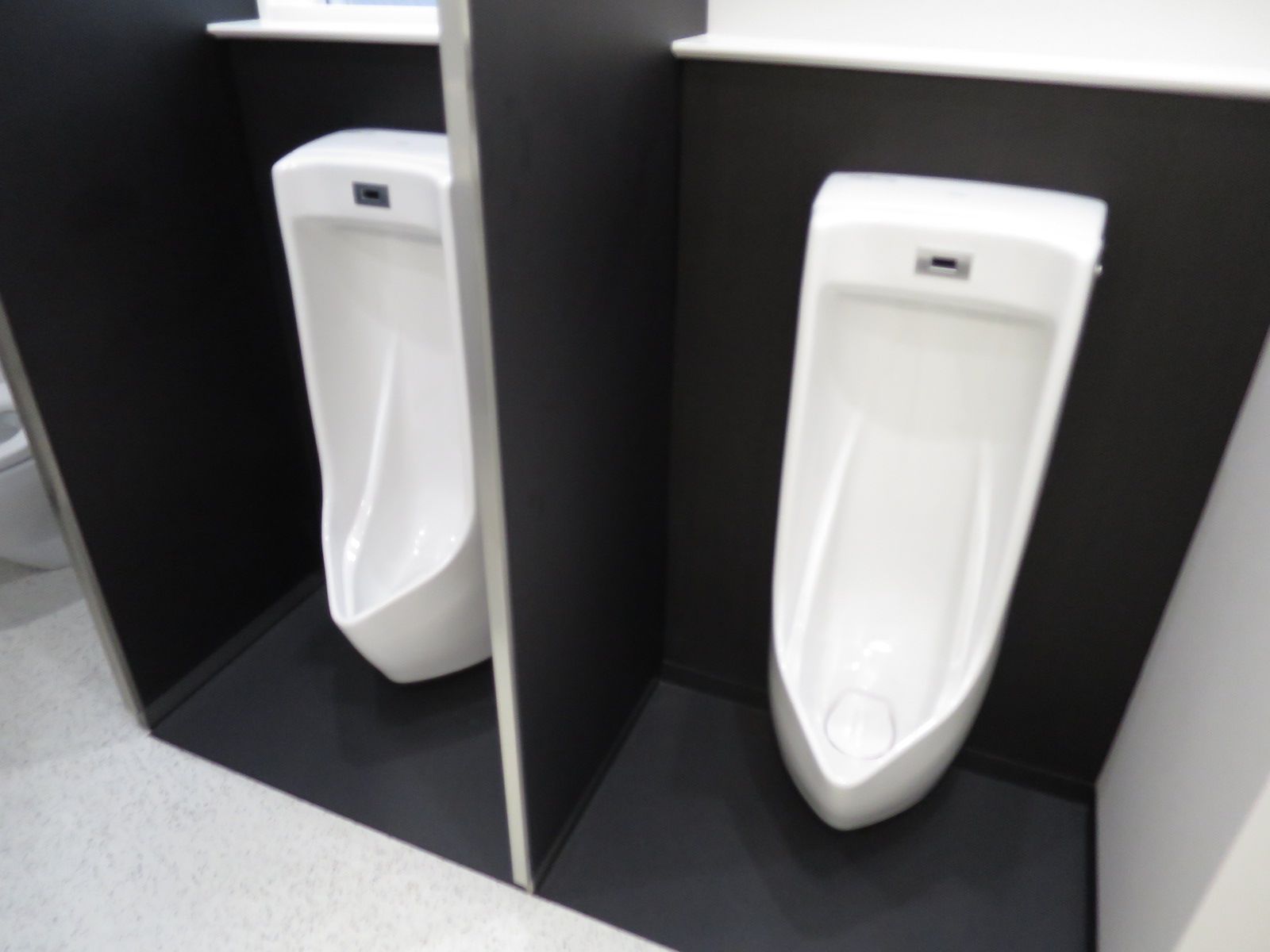 男性用トイレ