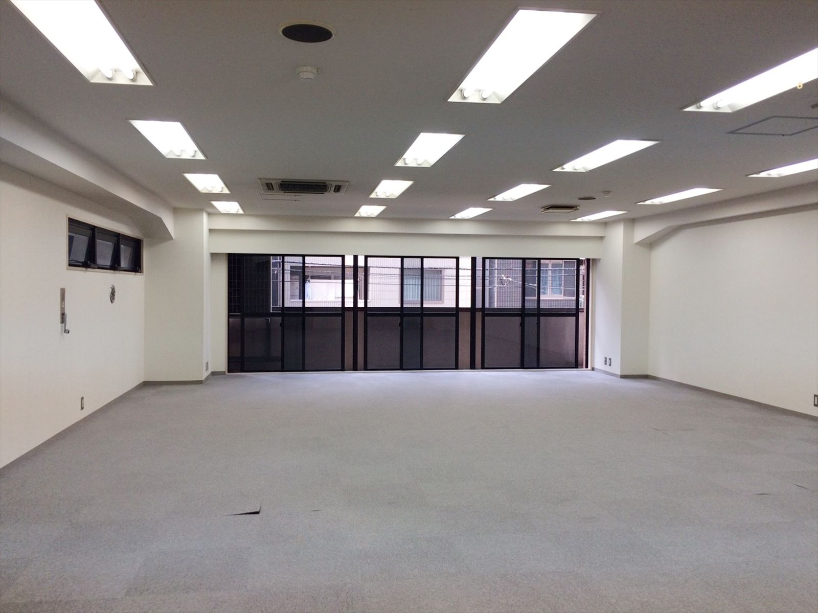 オフィス室内参考画像（202号室）
