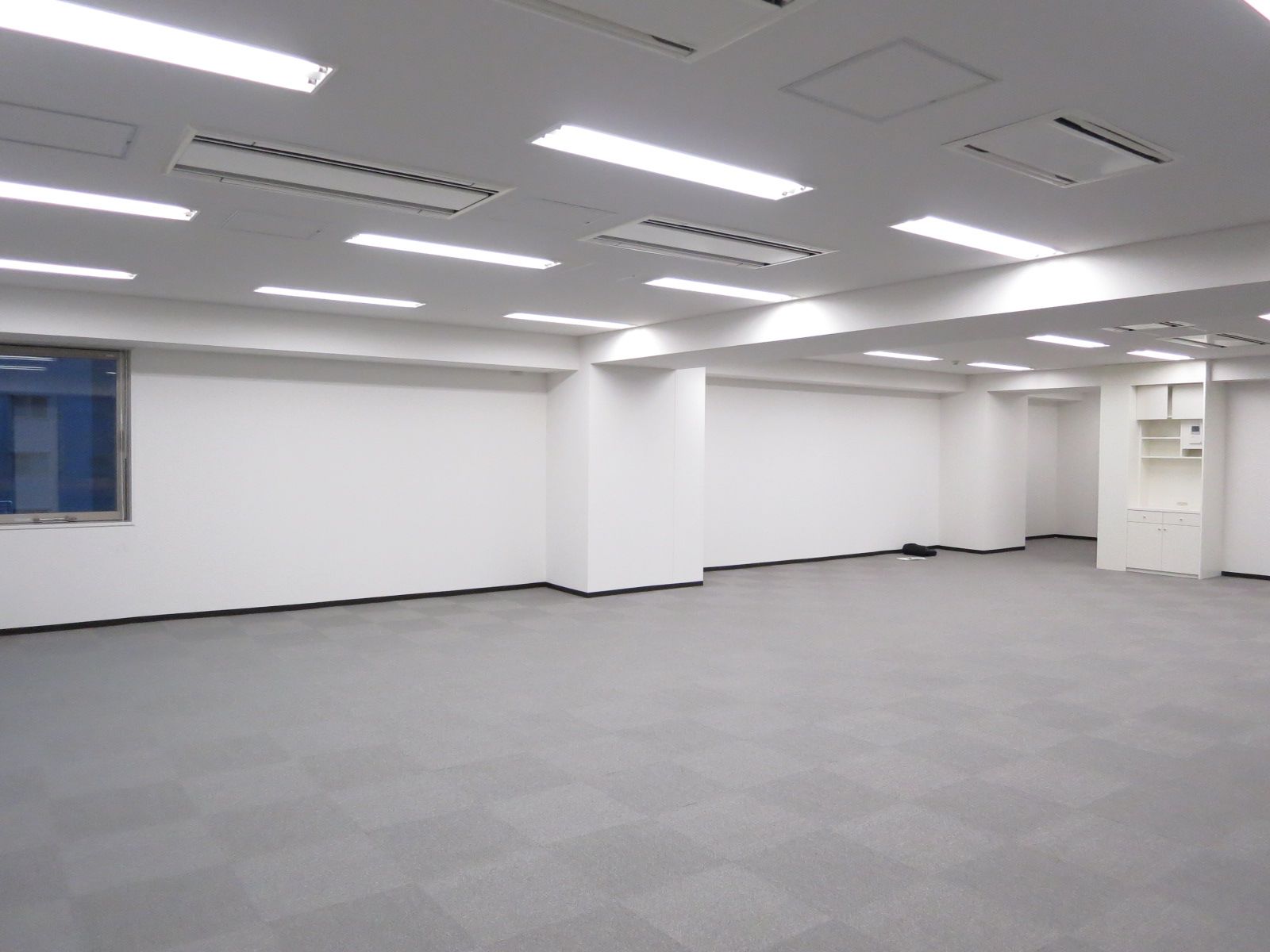 オフィス室内参考画像