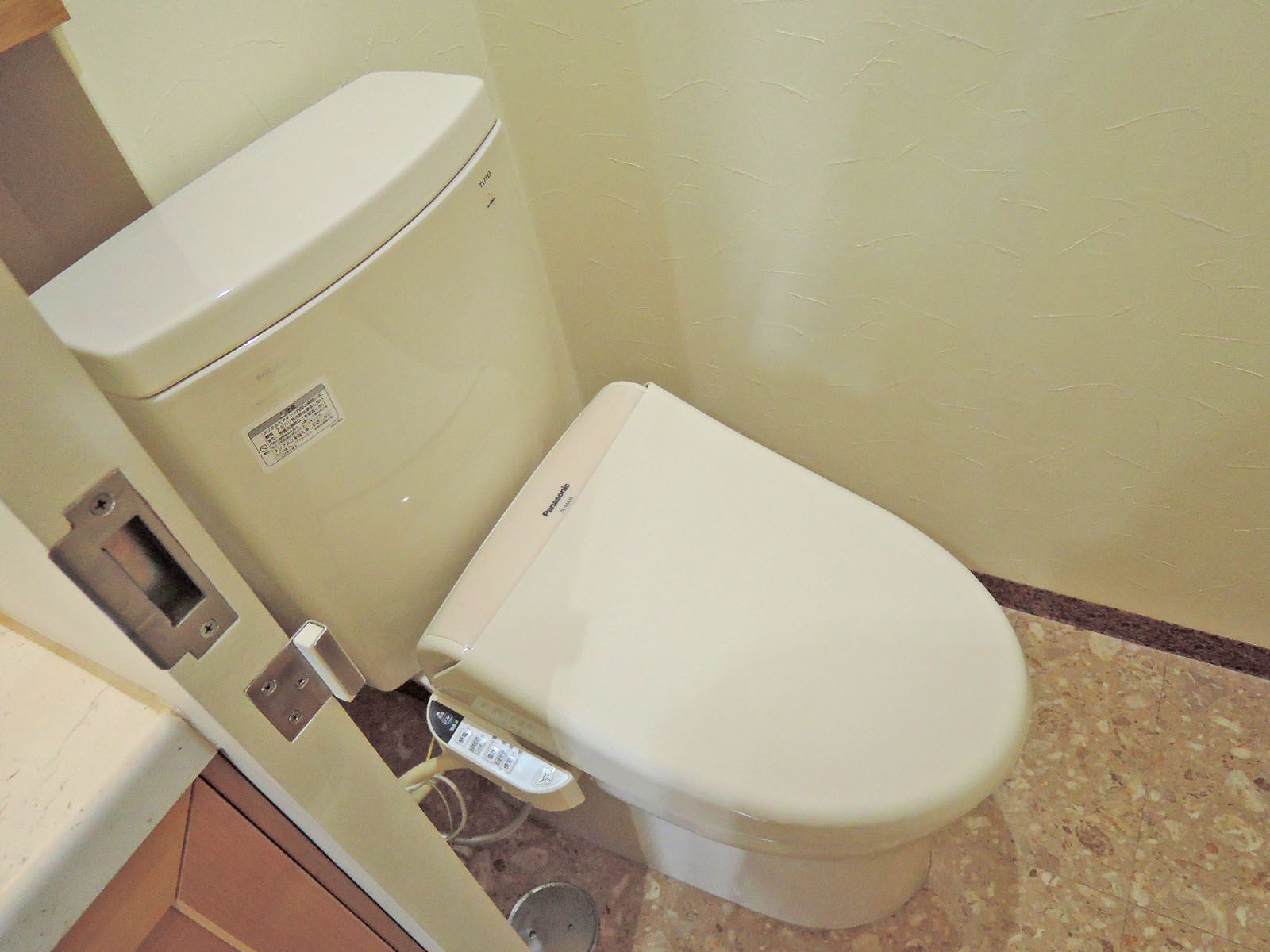 トイレ個室