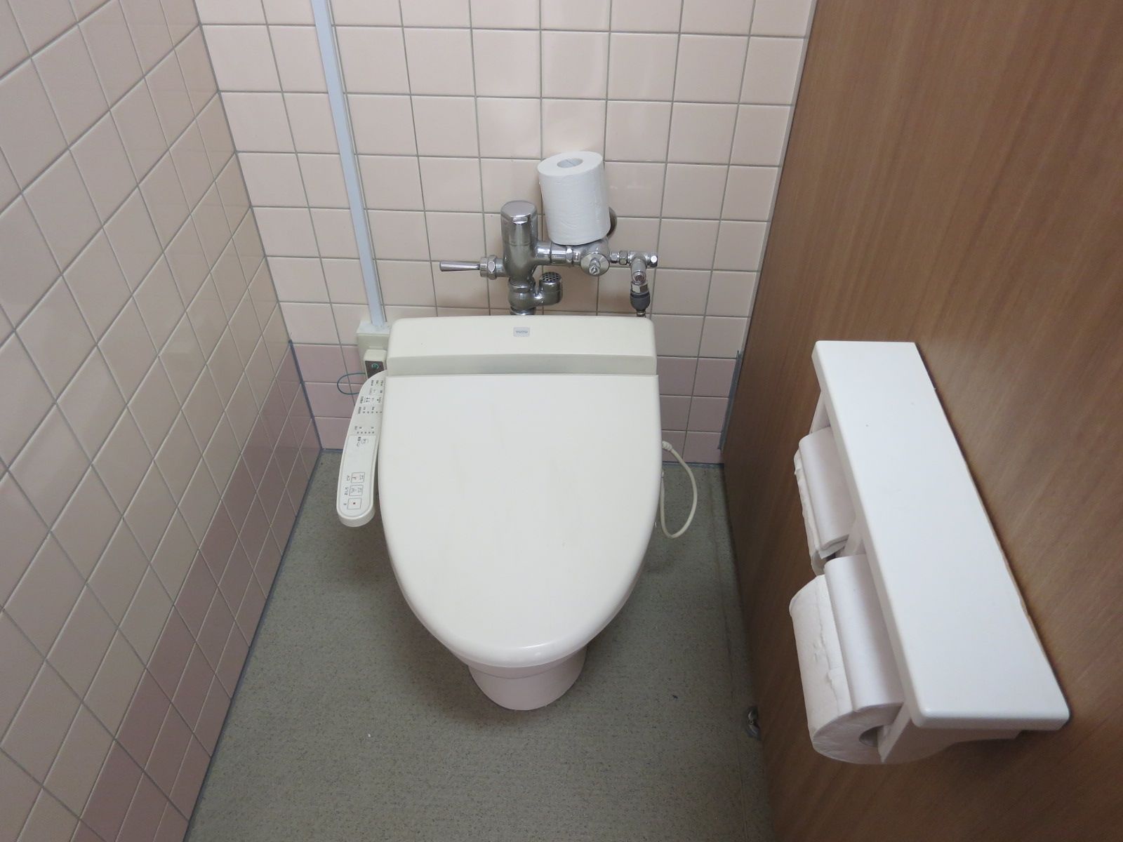 トイレ個室