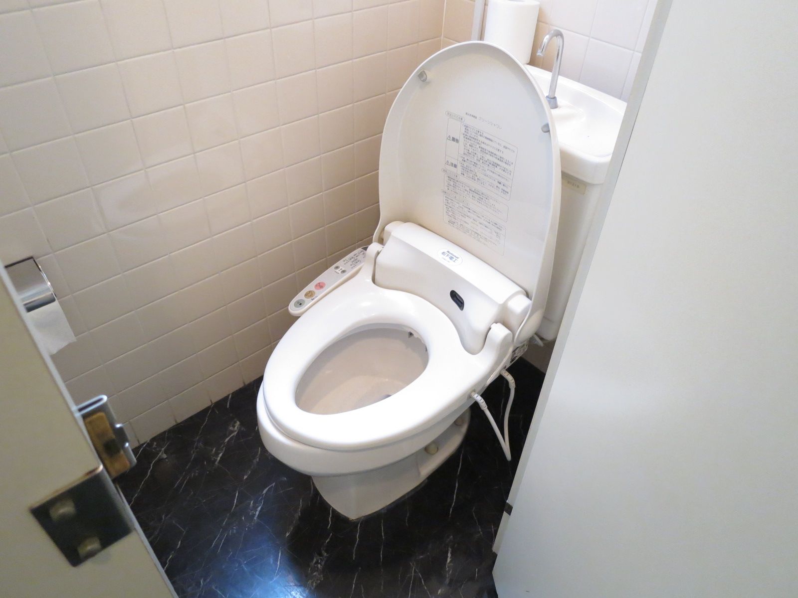 トイレ個室