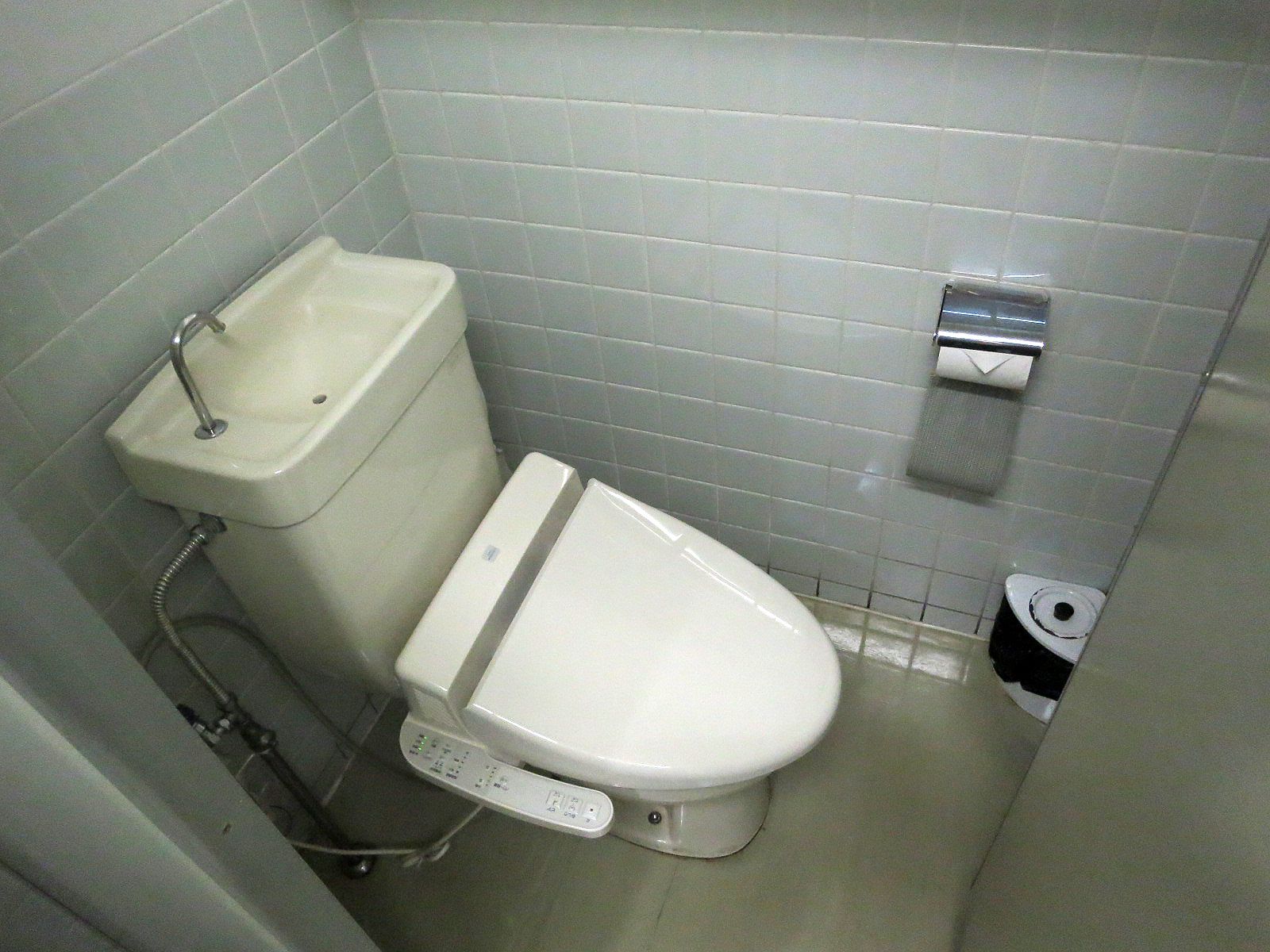 トイレ個室
