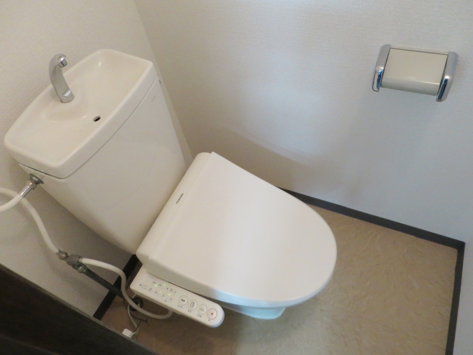 トイレ個室