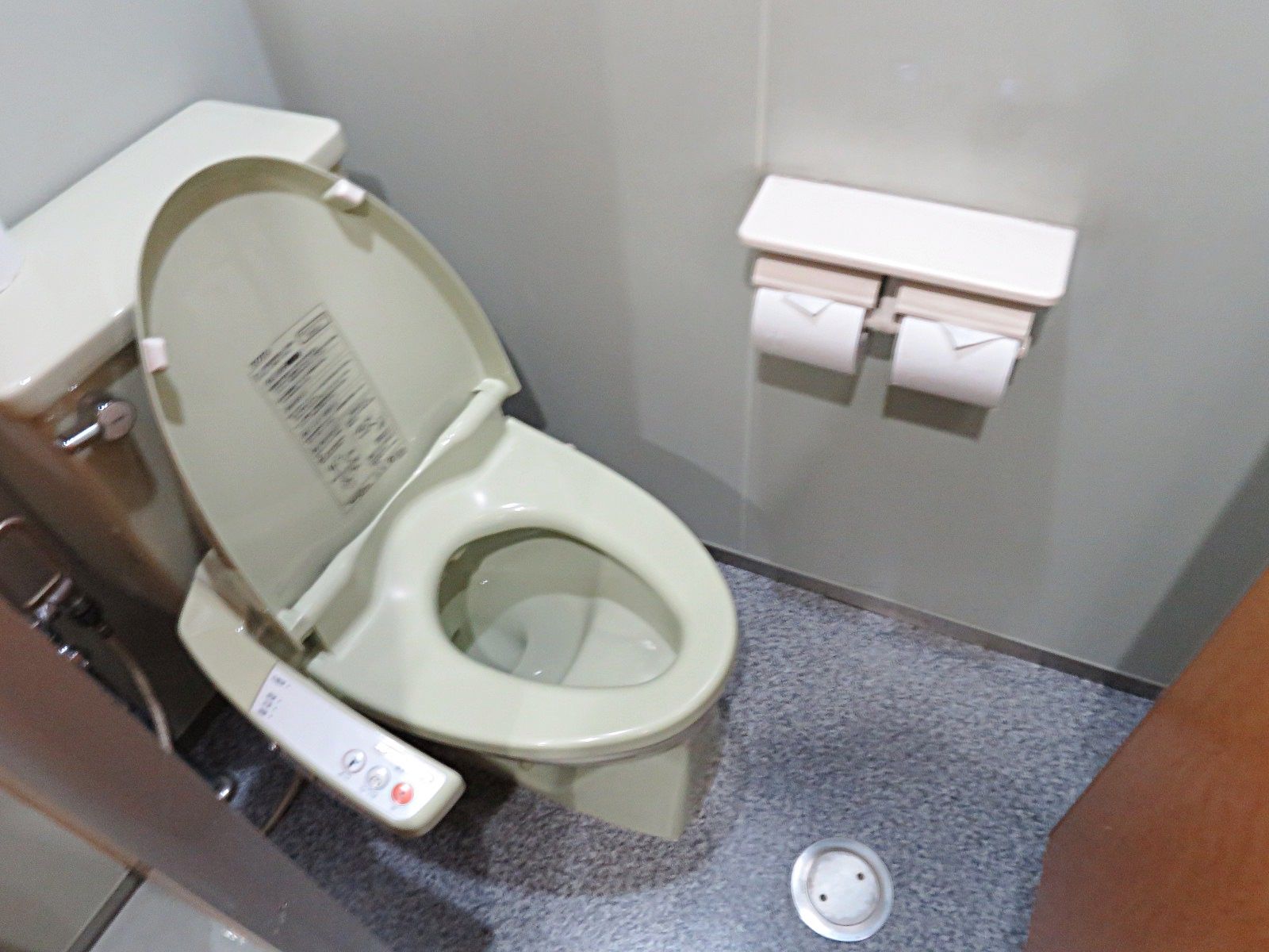 トイレ個室