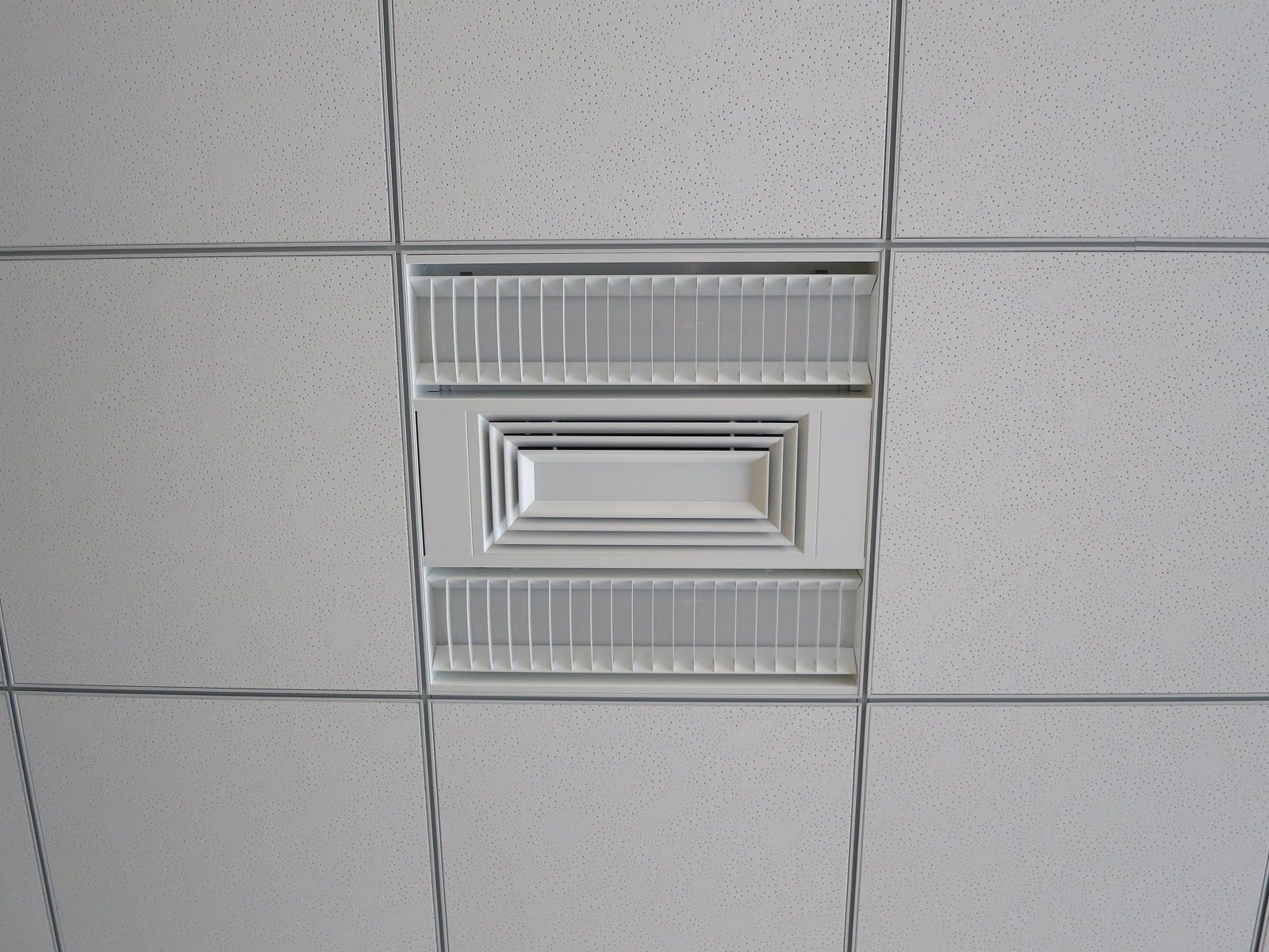 空調