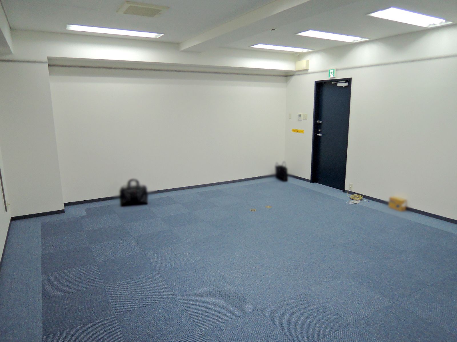 オフィス室内参考画像
