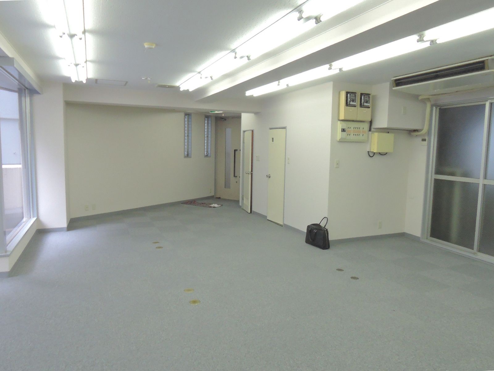 オフィス室内参考画像（3階）