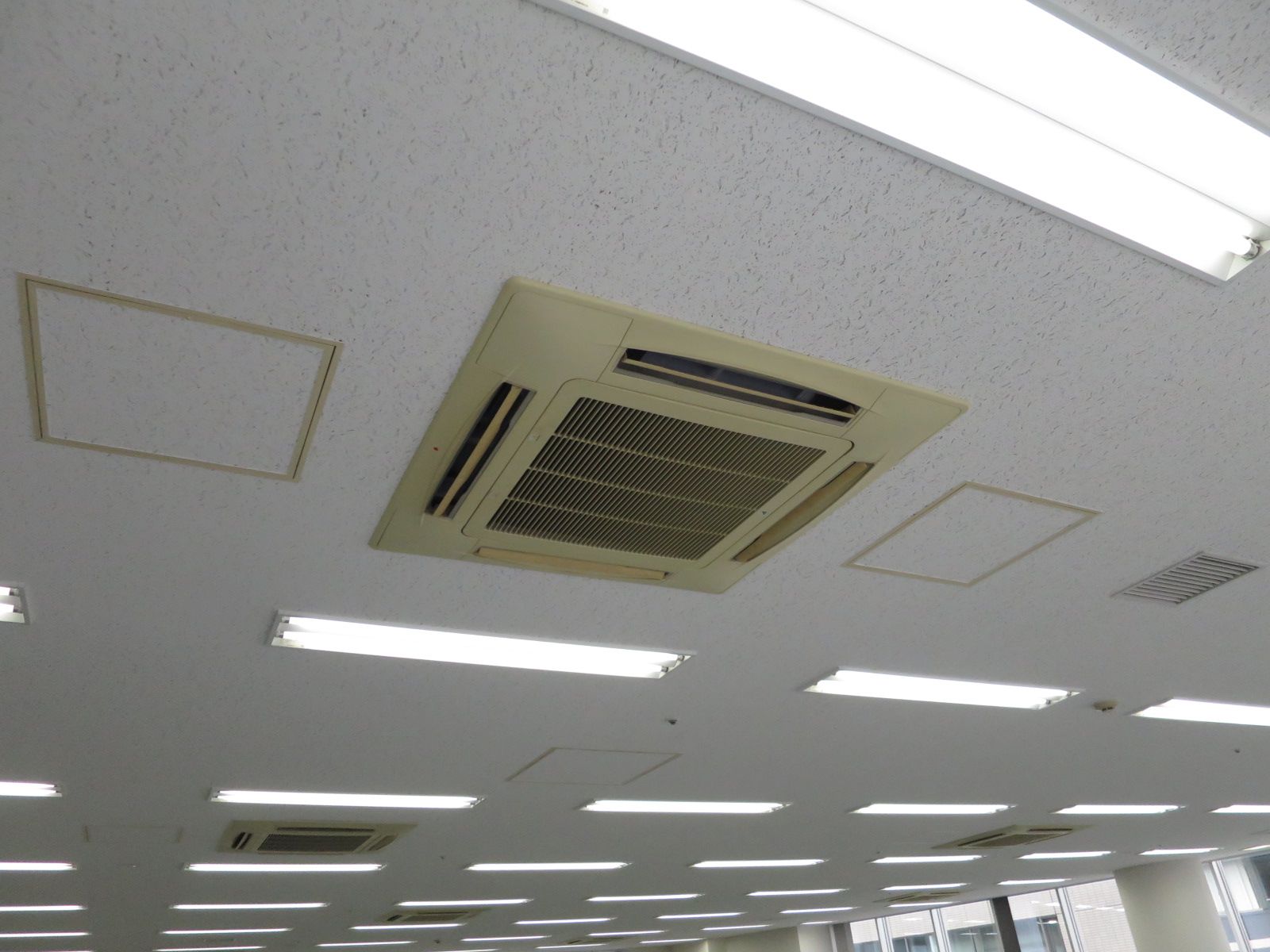 空調
