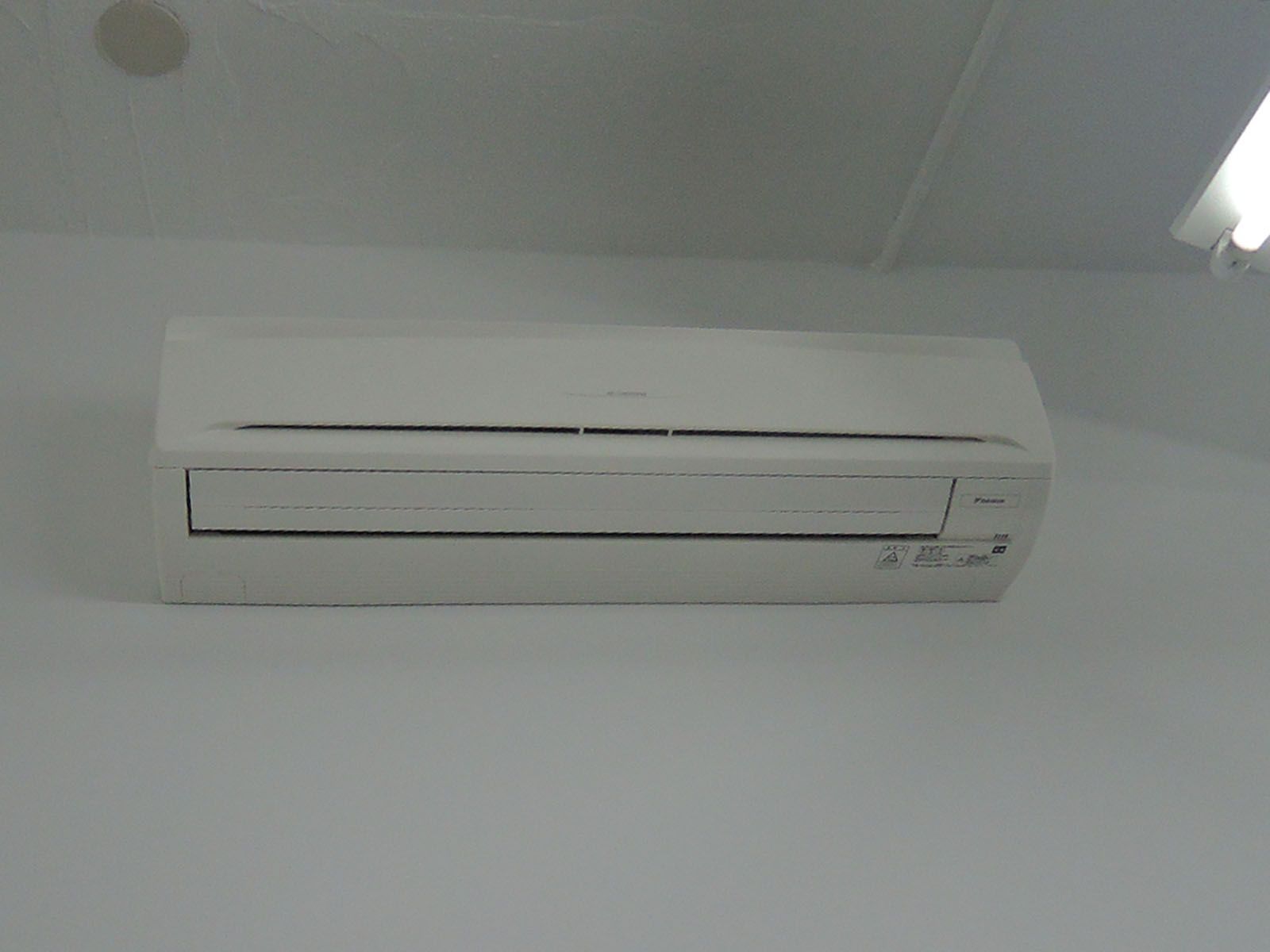 空調